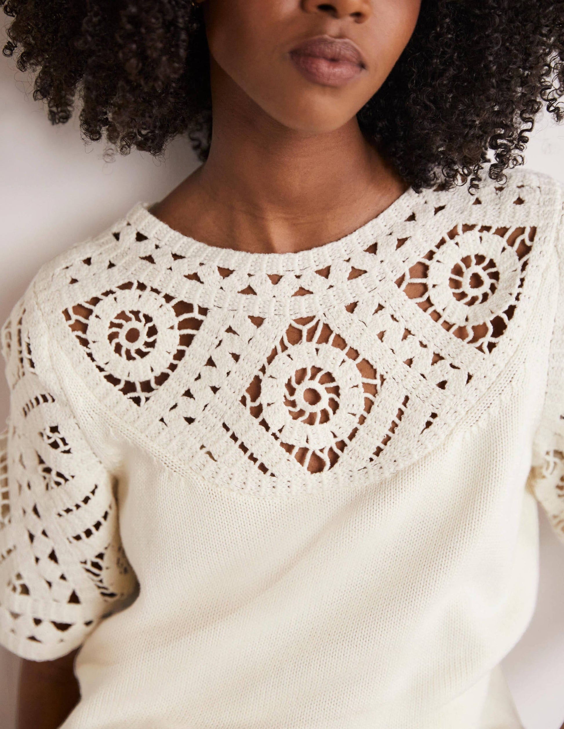 T-shirt en maille à détail crocheté-Ivoire-2