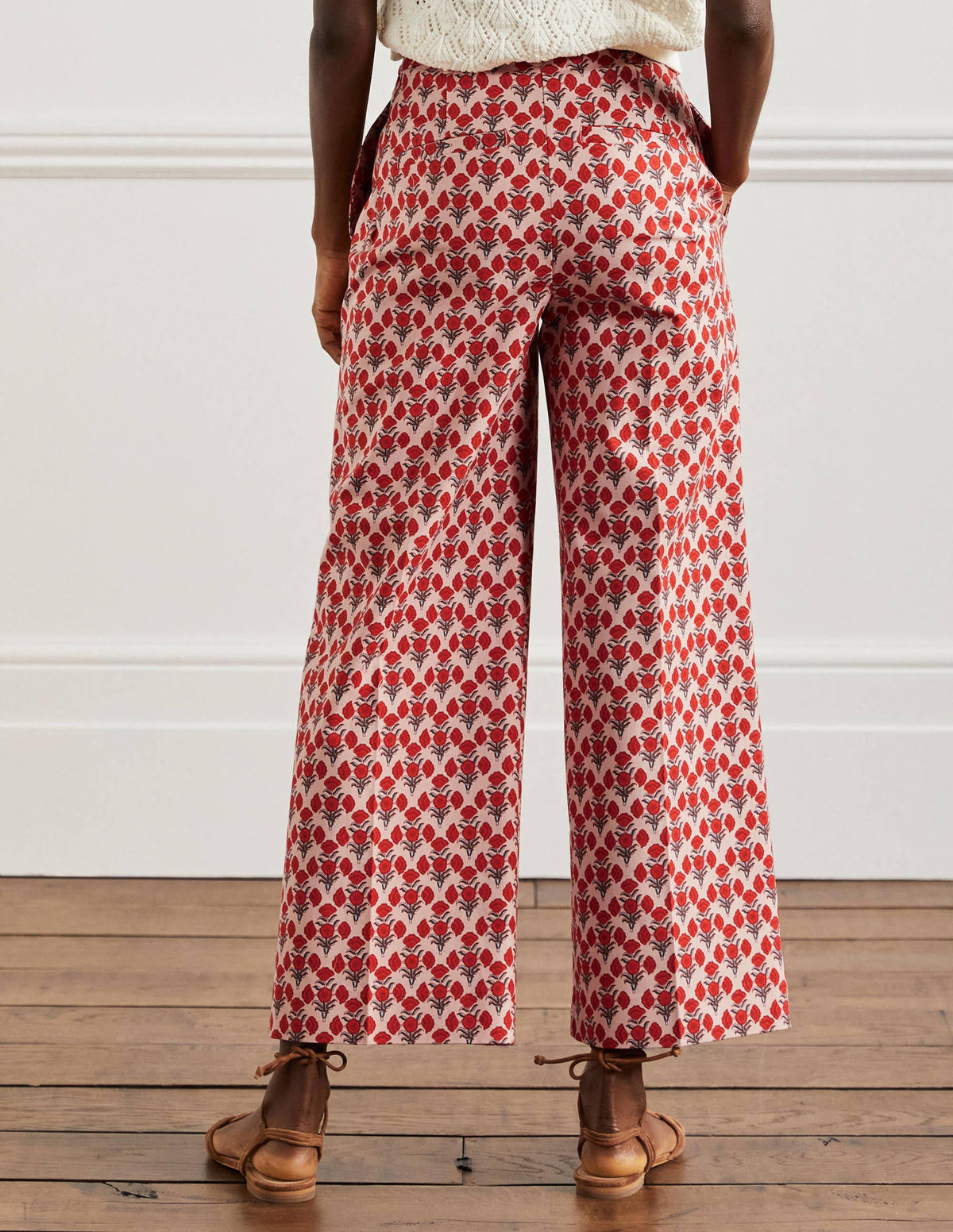 Richmond Hose mit hoher Taille-Milchshake, Geometrisches Blumenmuster - Image 3
