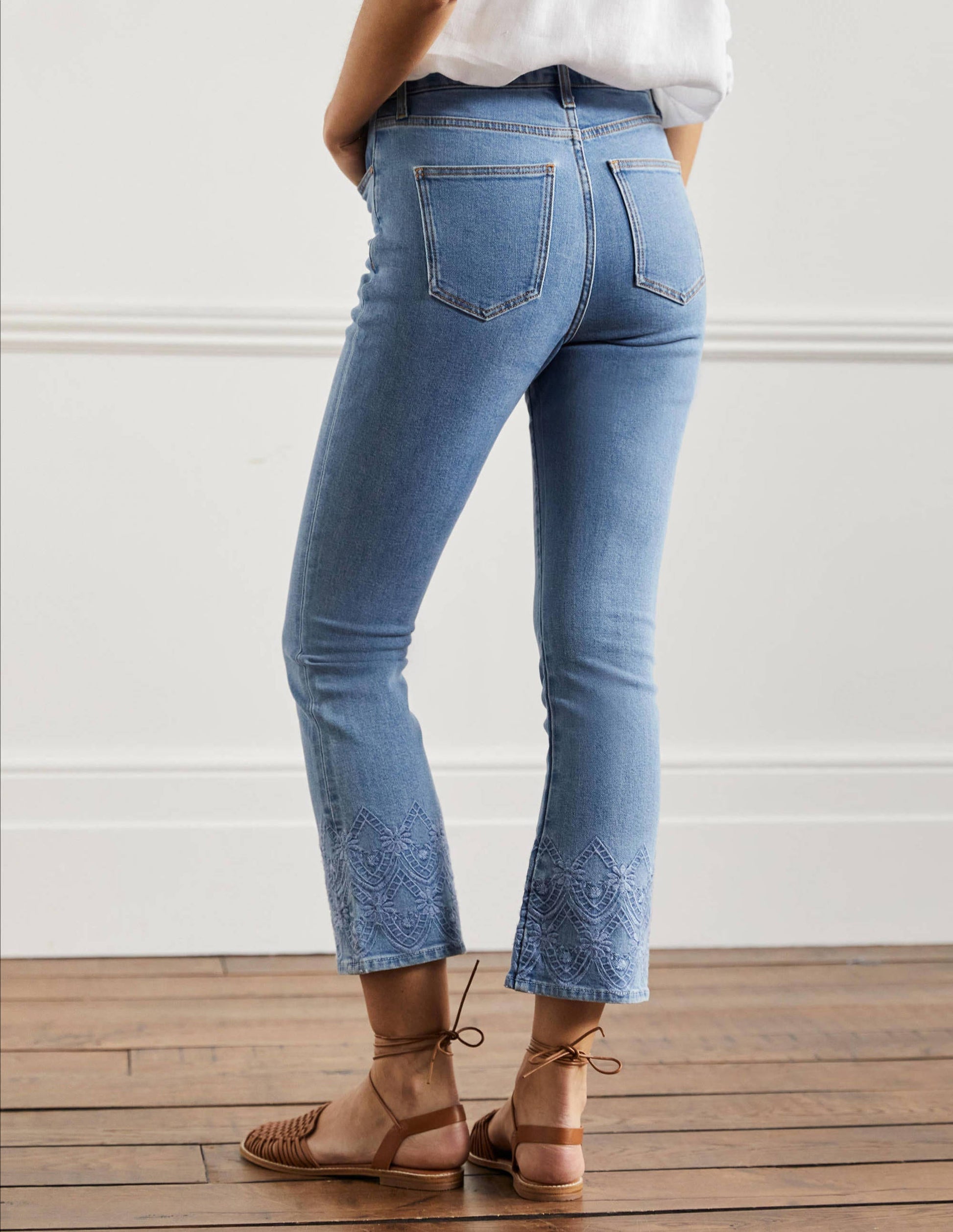 7/8-Jeans mit Schlag-Helles Vintageblau, Stickerei-3