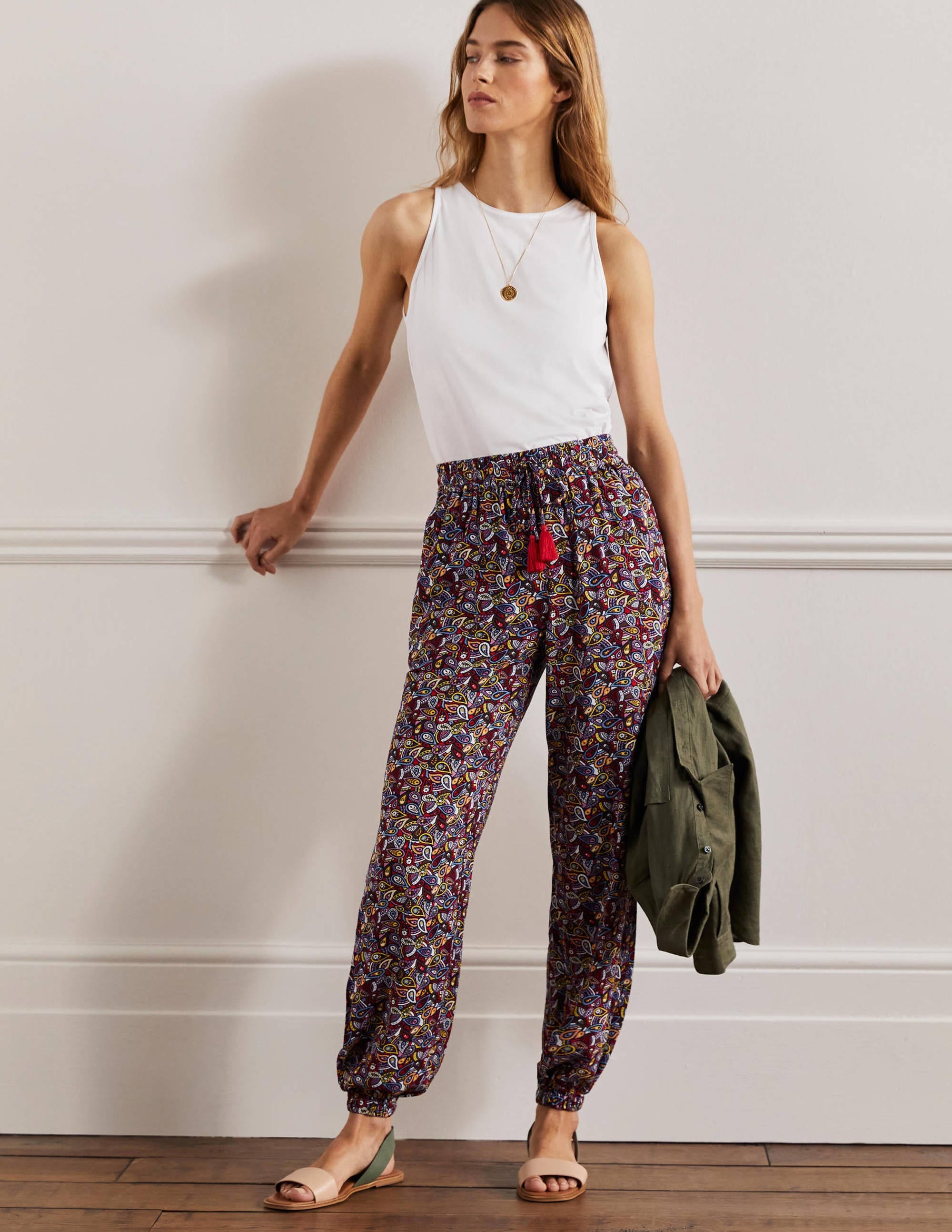 Pantalon fuselé effet froissé-Bleu marine foncé, motif Paisley Blush - Image 1
