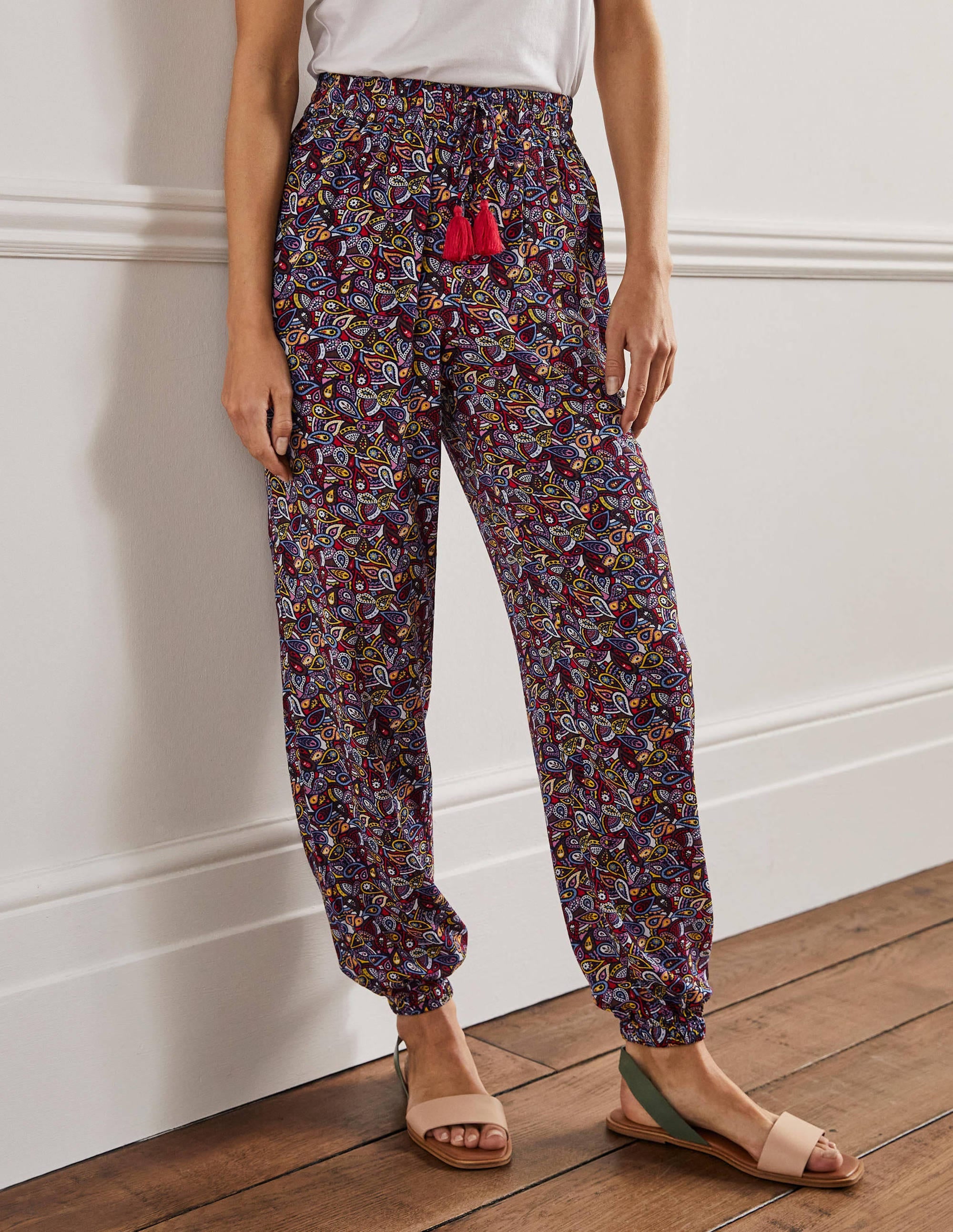 Pantalon fuselé effet froissé-Bleu marine foncé, motif Paisley Blush - Image 4
