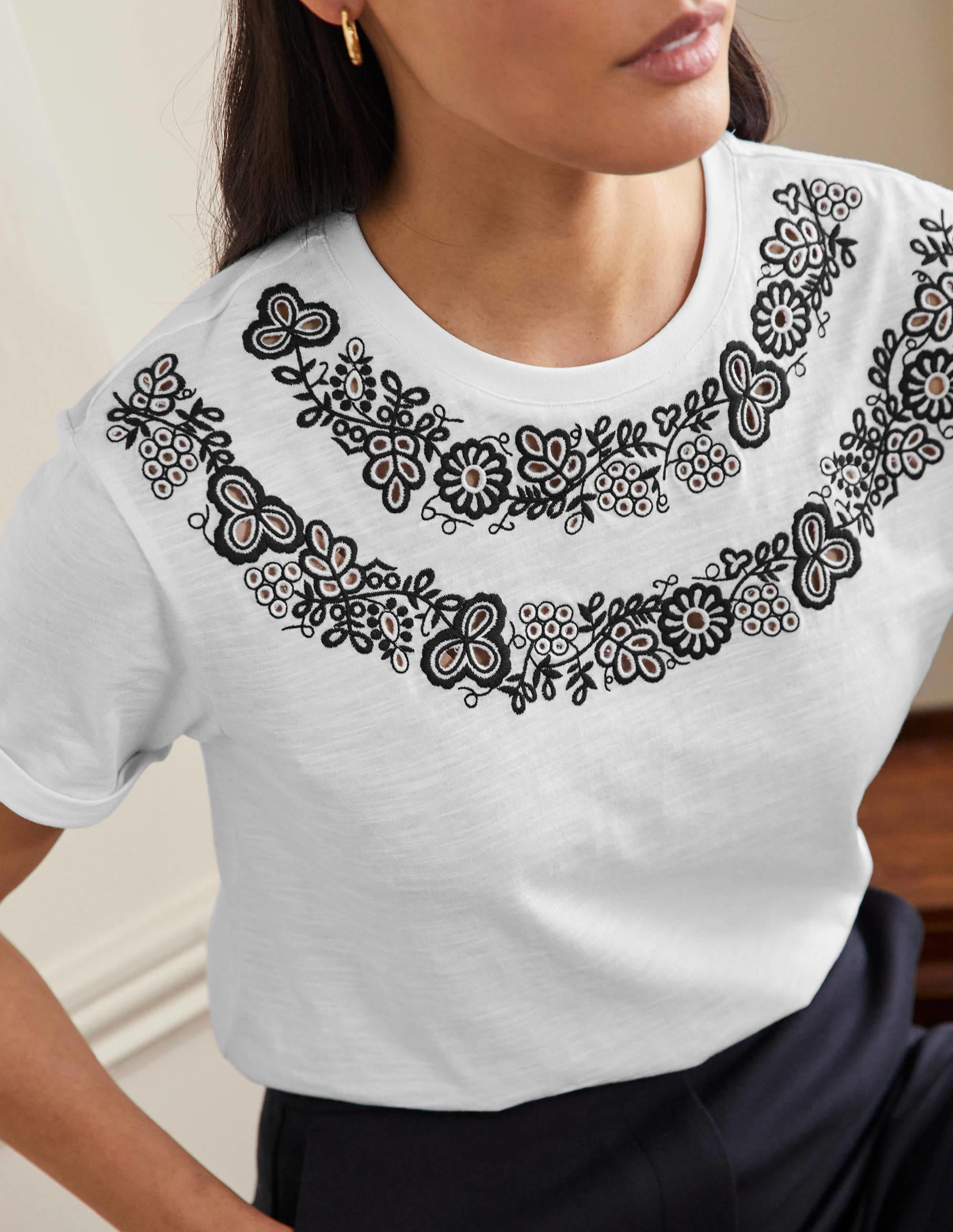 T-shirt avec revers aux manches-Blanc, brodé - Image 4