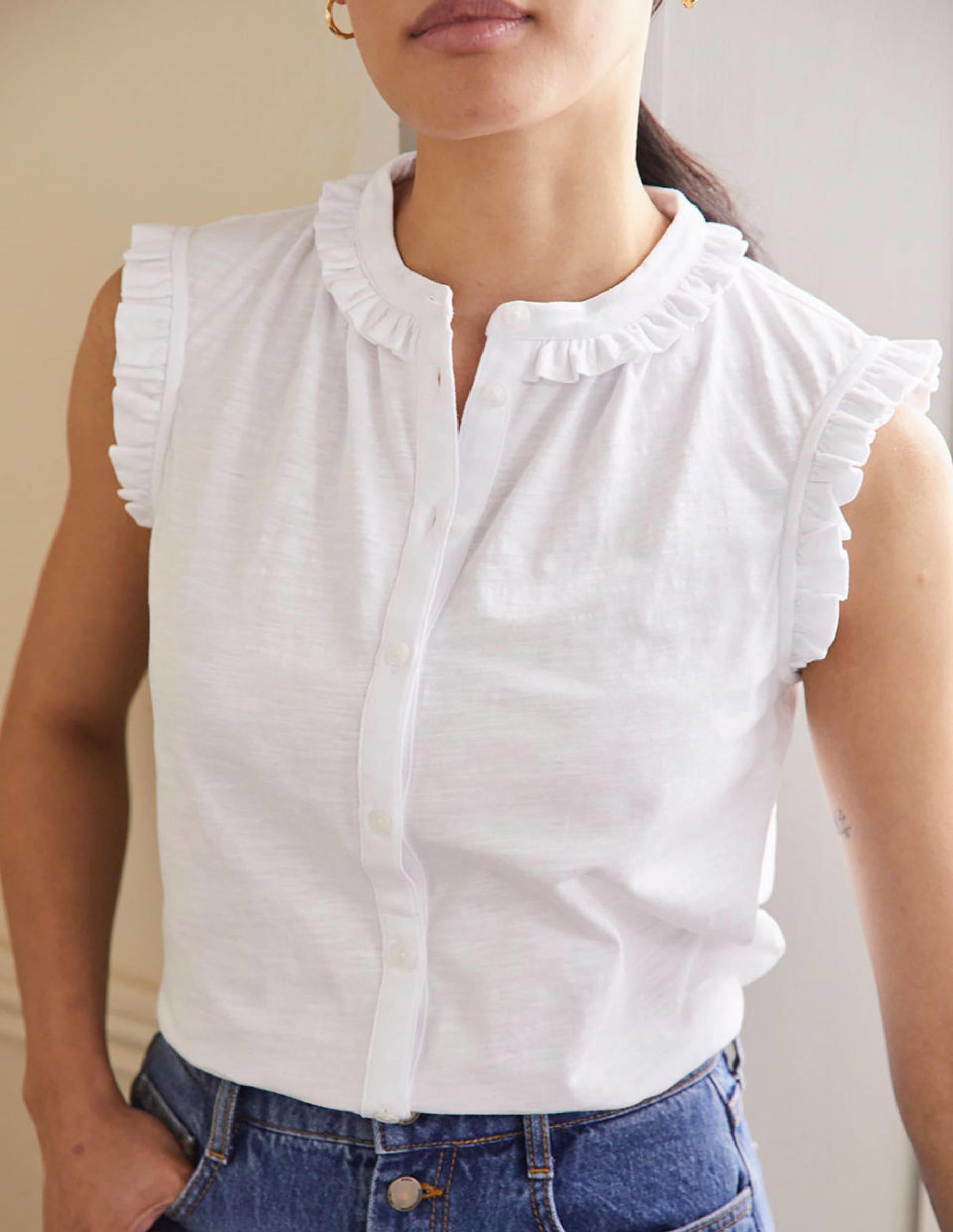 Chemise Daphne sans manches volantée-Blanc - Image 5