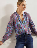Chemise imprimée et ornementée en jersey-Bleu ancien, motif Oriental Meadow
