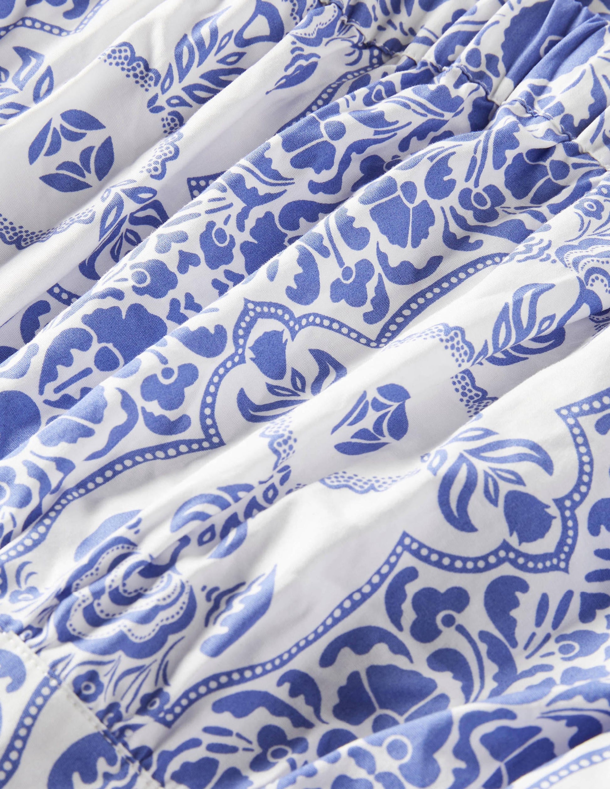 Kurz geschnittenes Baumwolltop-Glockenblumenblau, Blumenmuster-5