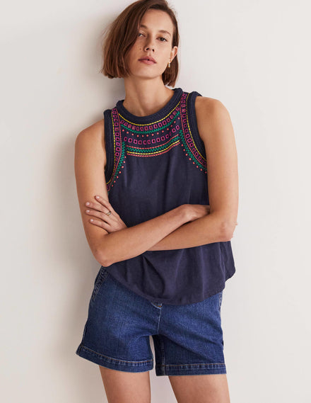 Ärmelloses Oberteil mit Ziernähten-Navy/Bunt, Stickerei