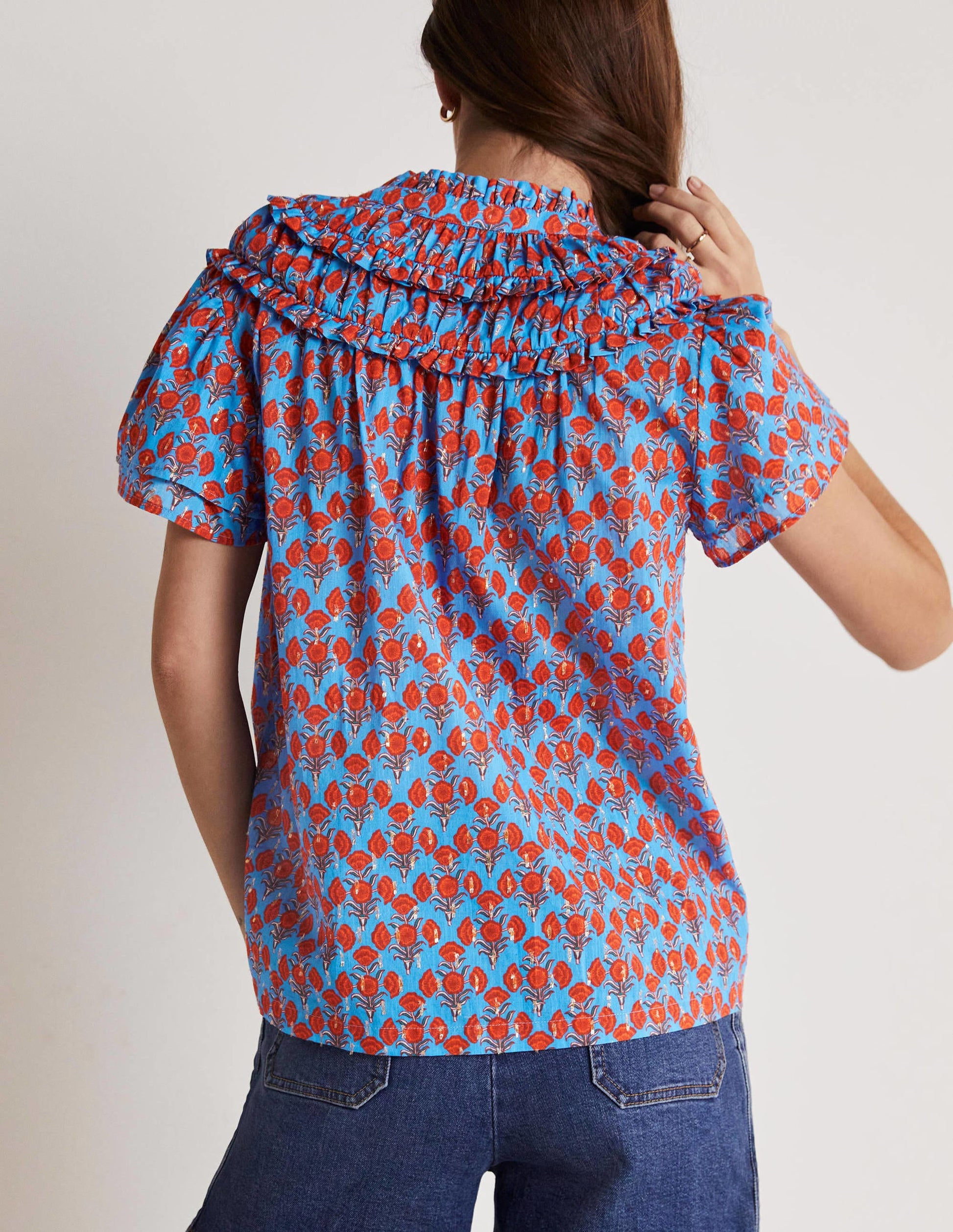 Blouse froncée à manches volantées-Bleu mosaïque, motif Poppy Geo-3
