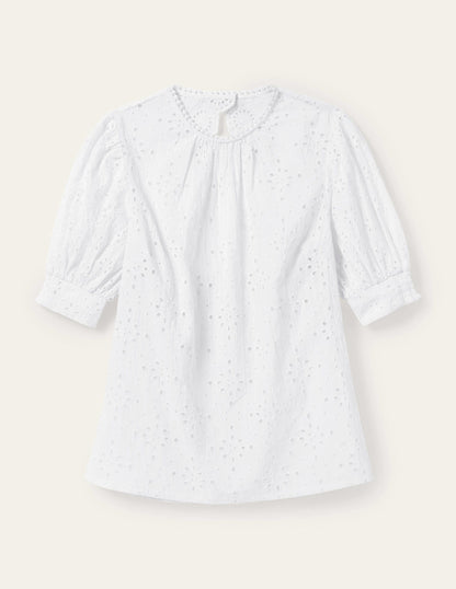 Broderie Cut-Out Detail Top-White