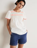 Top May à smocks et manches volantées-Blanc, smocks multi