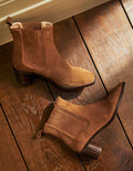 Bottines chelsea à talons ronds en daim-Tabac
