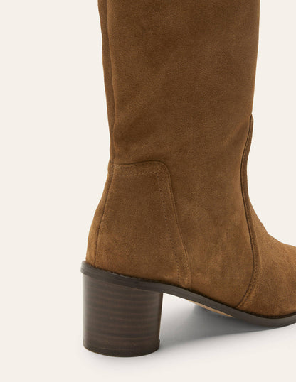 Kniehohe Stiefel aus Veloursleder-Tabakbraun