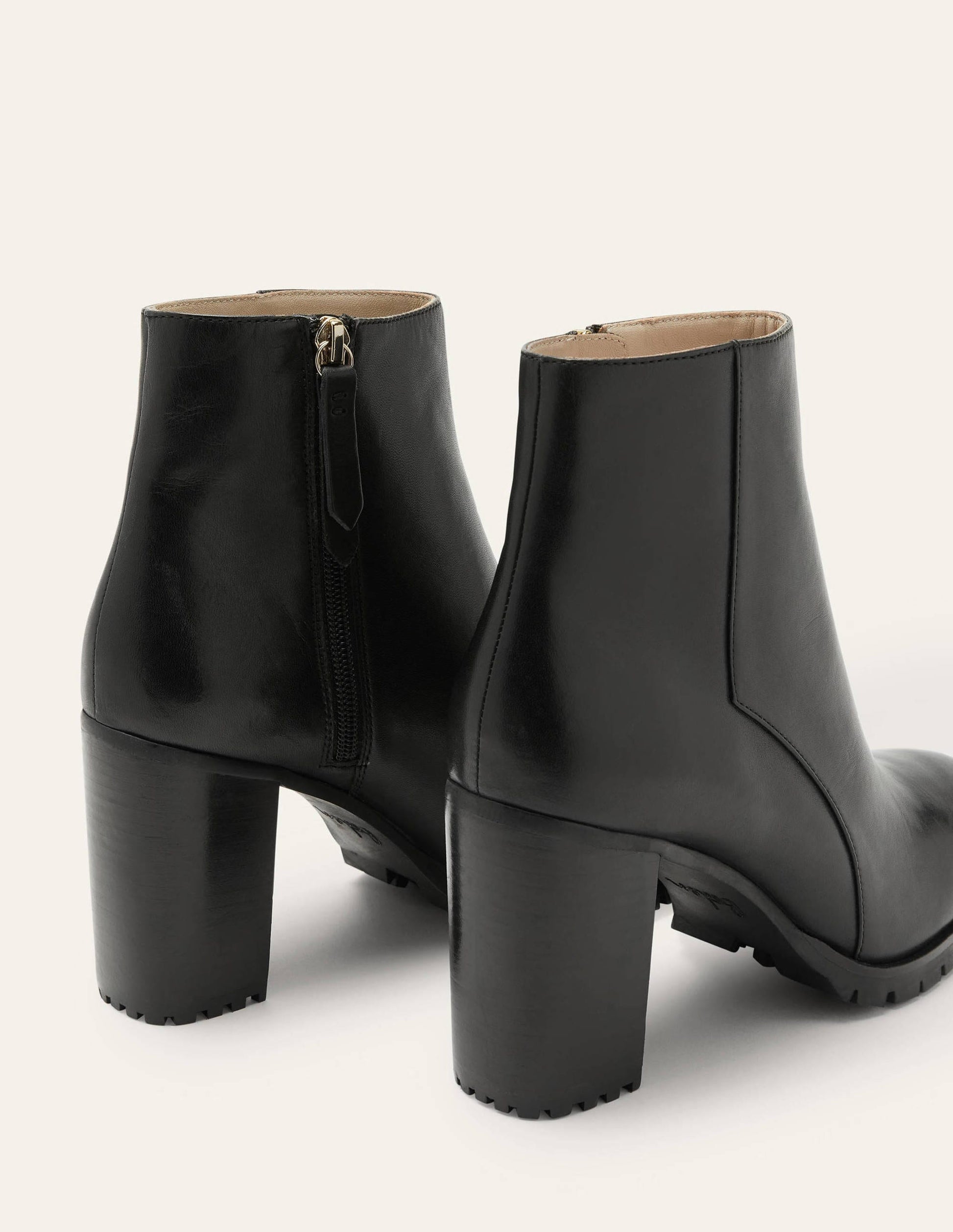 Leder-Stiefeletten mit Absatz-Schwarz-4