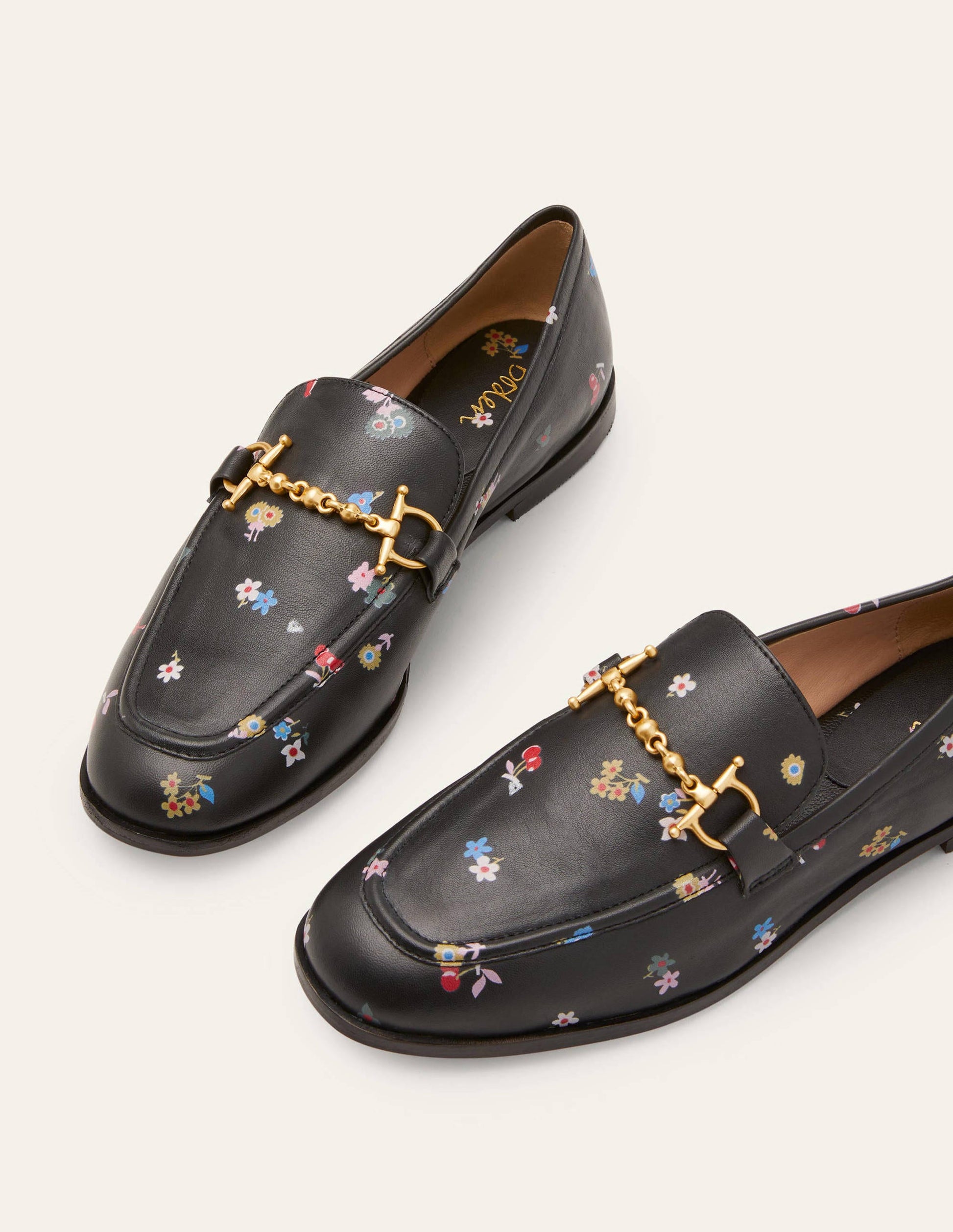 Loafer aus Leder mit Trensen-Schwarz, Waldknospen-3