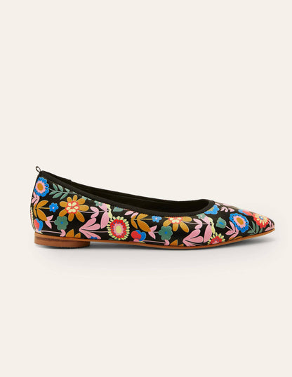 Ballerinas mit mandelförmiger Zehenpartie-Schwarz, Blüten-2