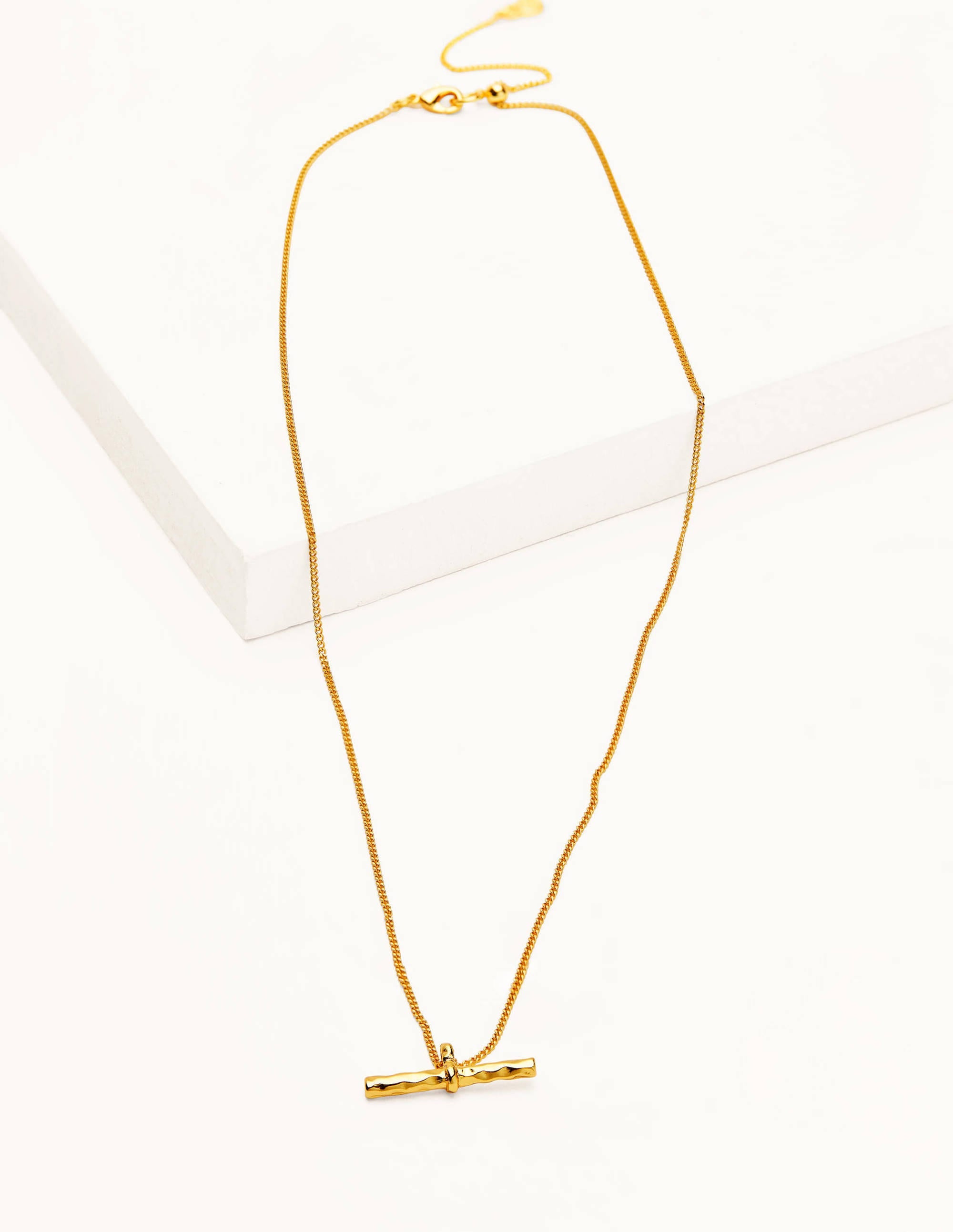 Halskette mit T-Steg-Gold-Metallic - Image 1