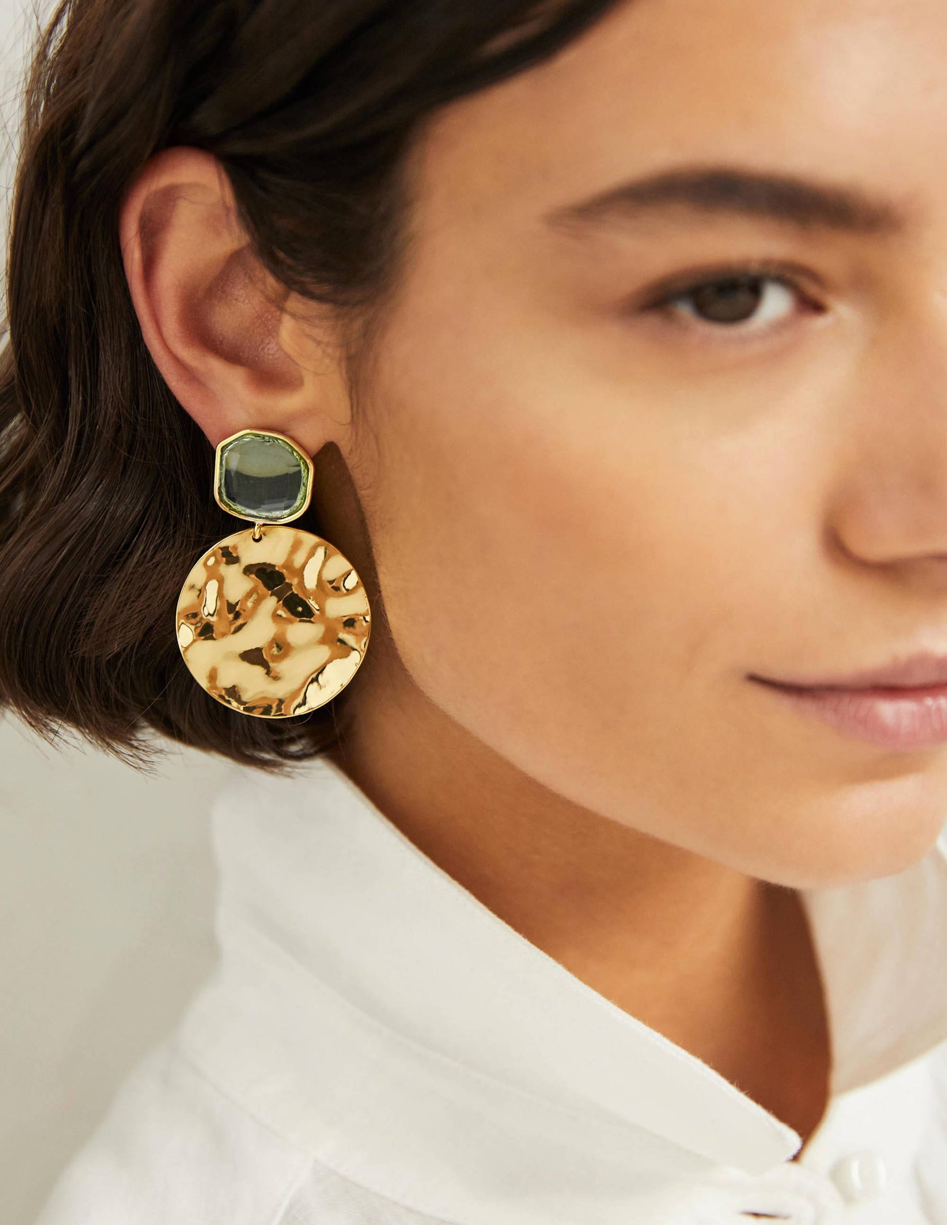 Jewel Hammered Disk Earrings-English Ivy/Gold Metallic-2