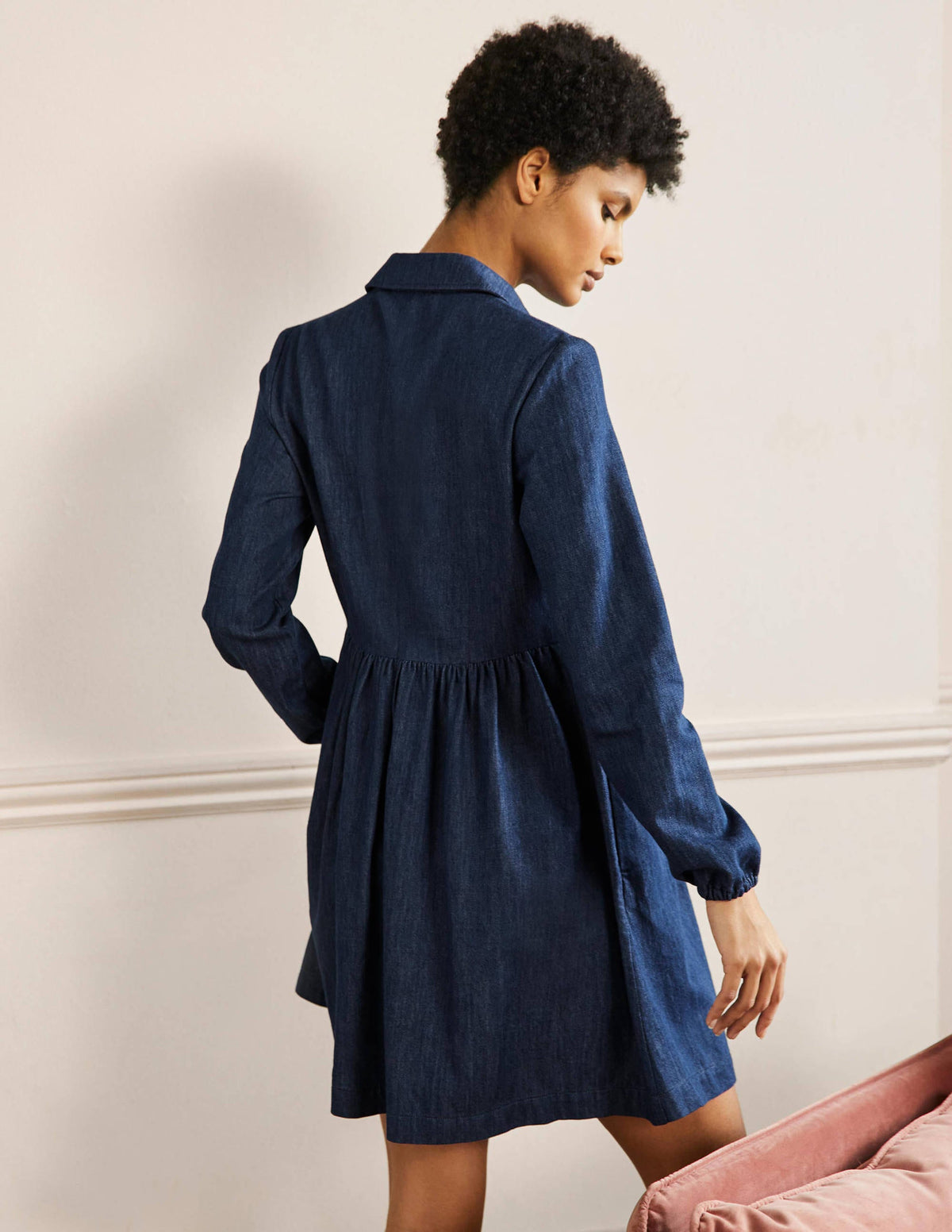 Mini-Hemdblusenkleid aus Denim-Denim - Image 3