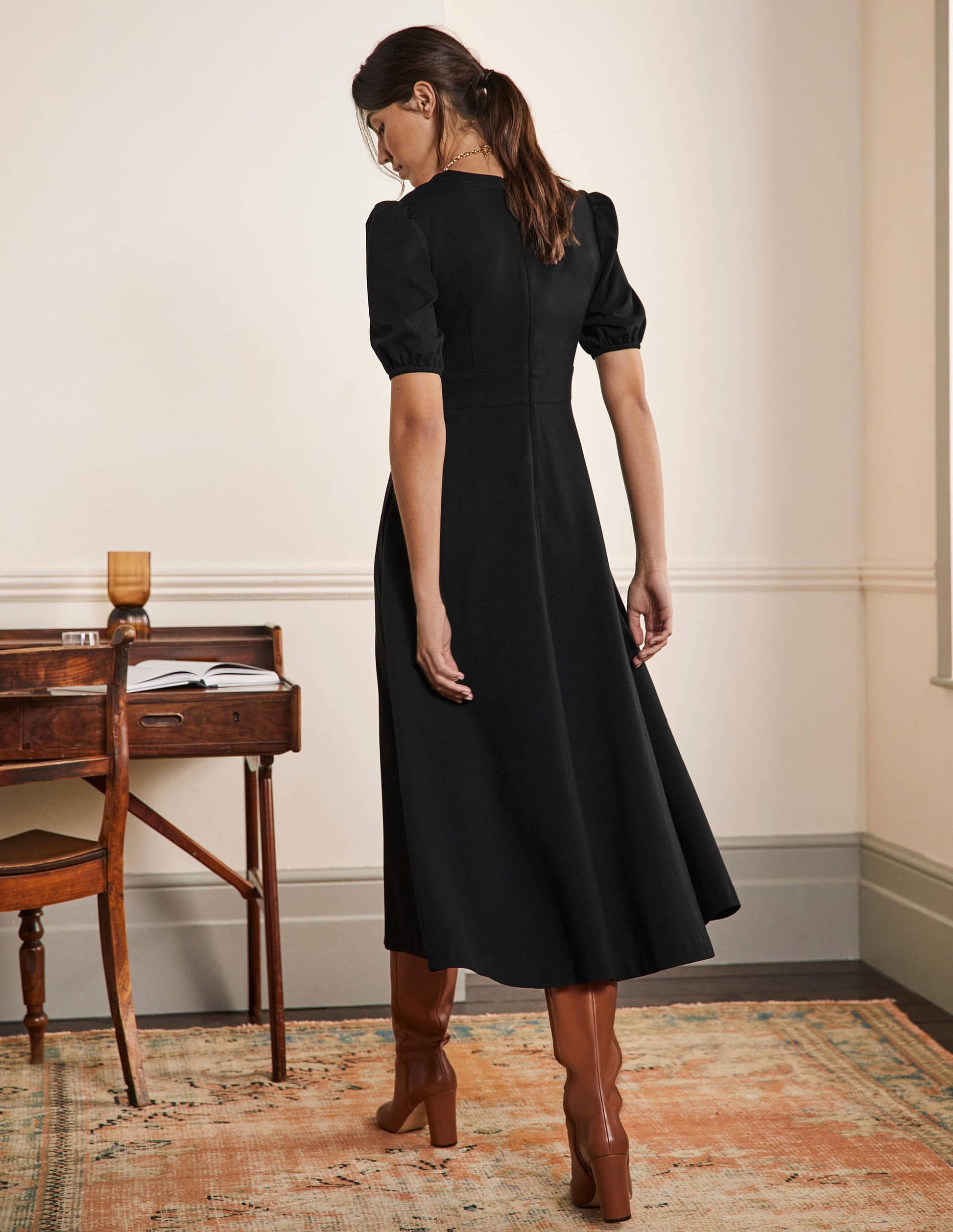 Ponte-Midikleid mit Puffärmeln-Schwarz-3