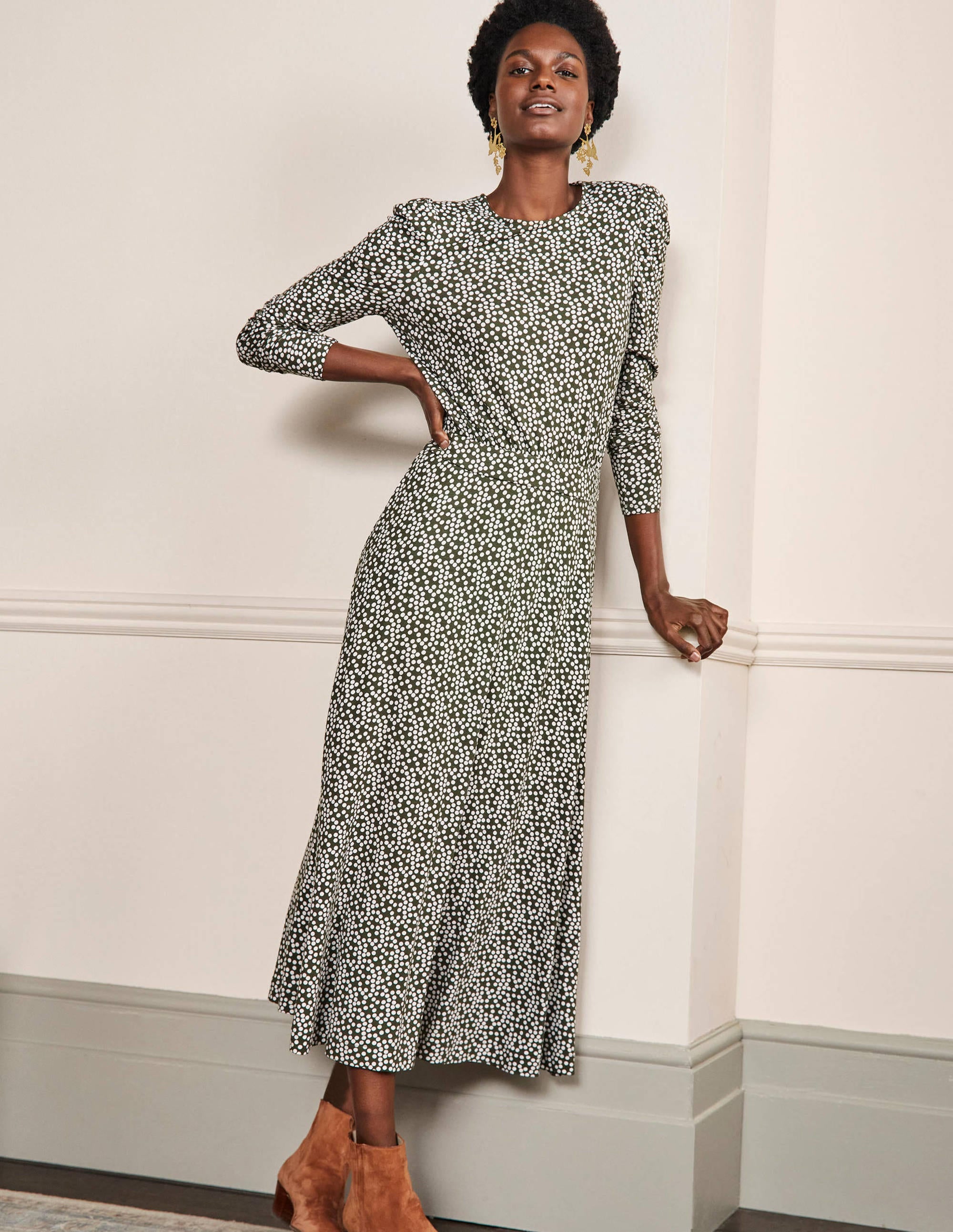 Jersey-Midikleid mit Puffärmeln-Sumpfgrün, Verstreute Tupfen - Image 1