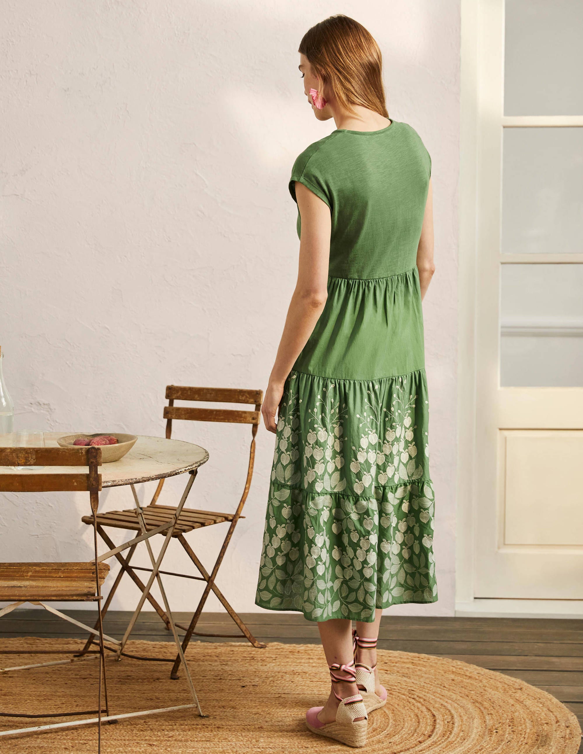 Robe midi brodée à volants-Broderies lierre anglais - Image 3