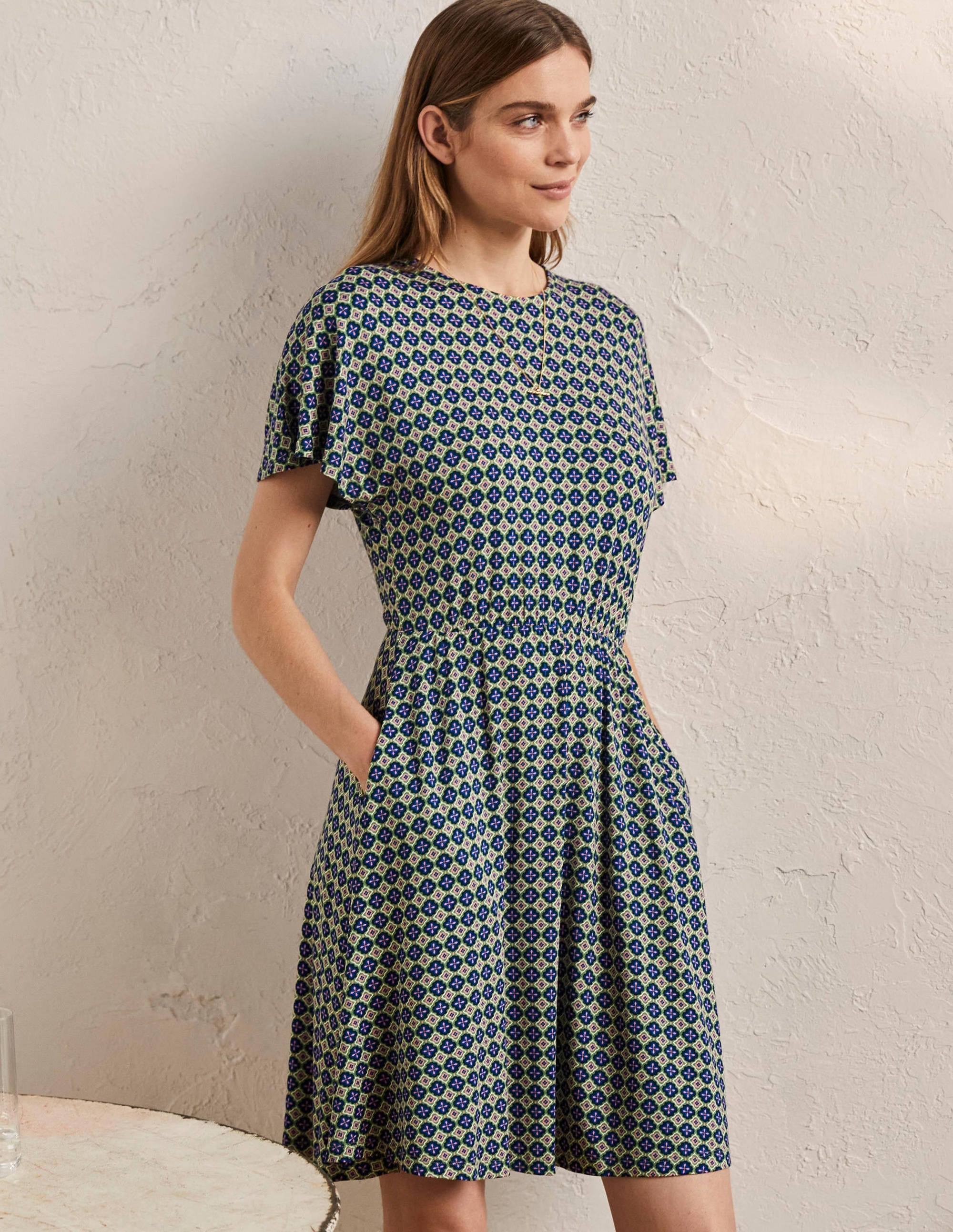 Jerseykleid mit Flatterärmeln-Englischer Efeu, Marokkanischer Diamant - Image 1