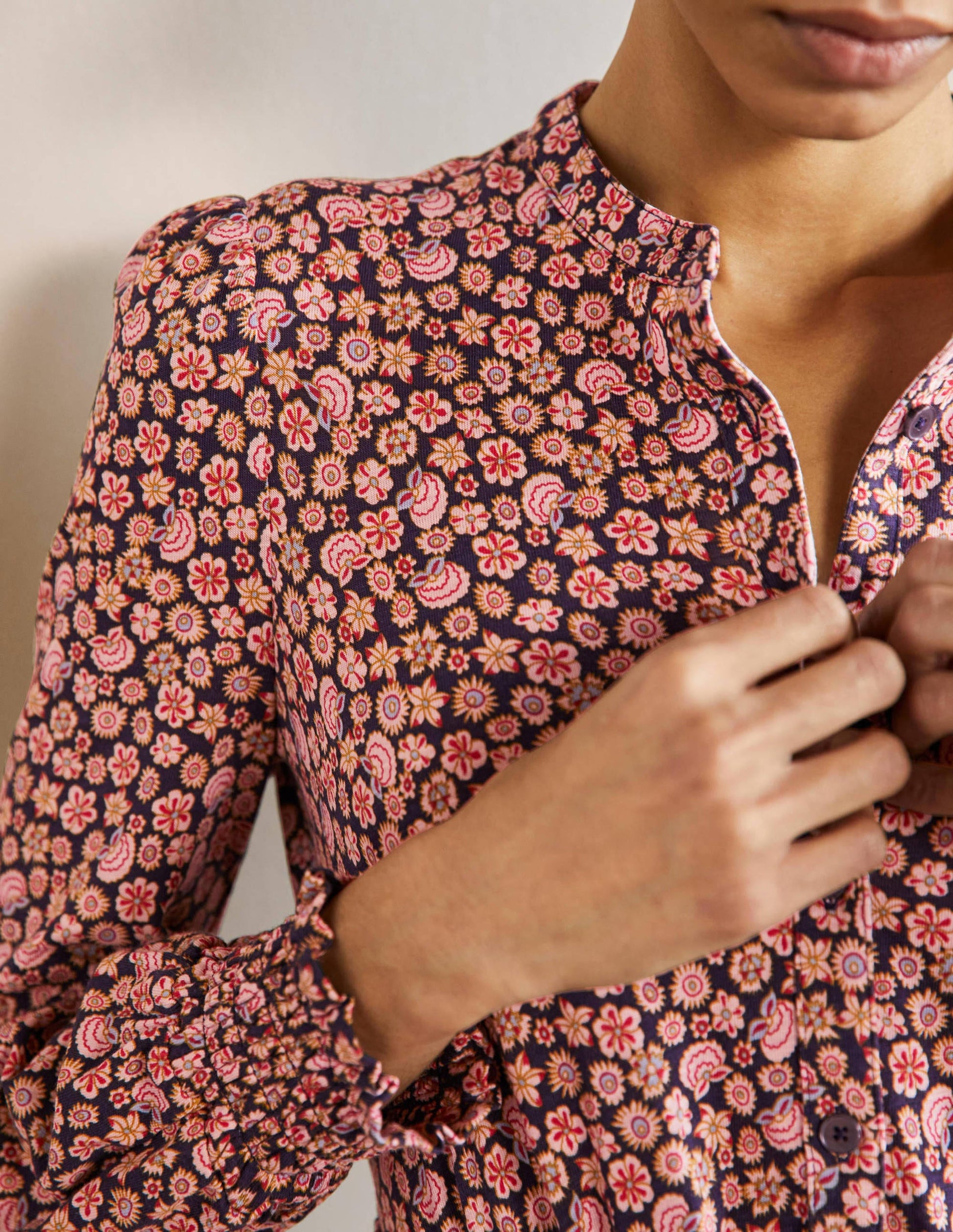 Robe-chemise à smocks en jersey-Bleu marine foncé, rose blush botanique-4