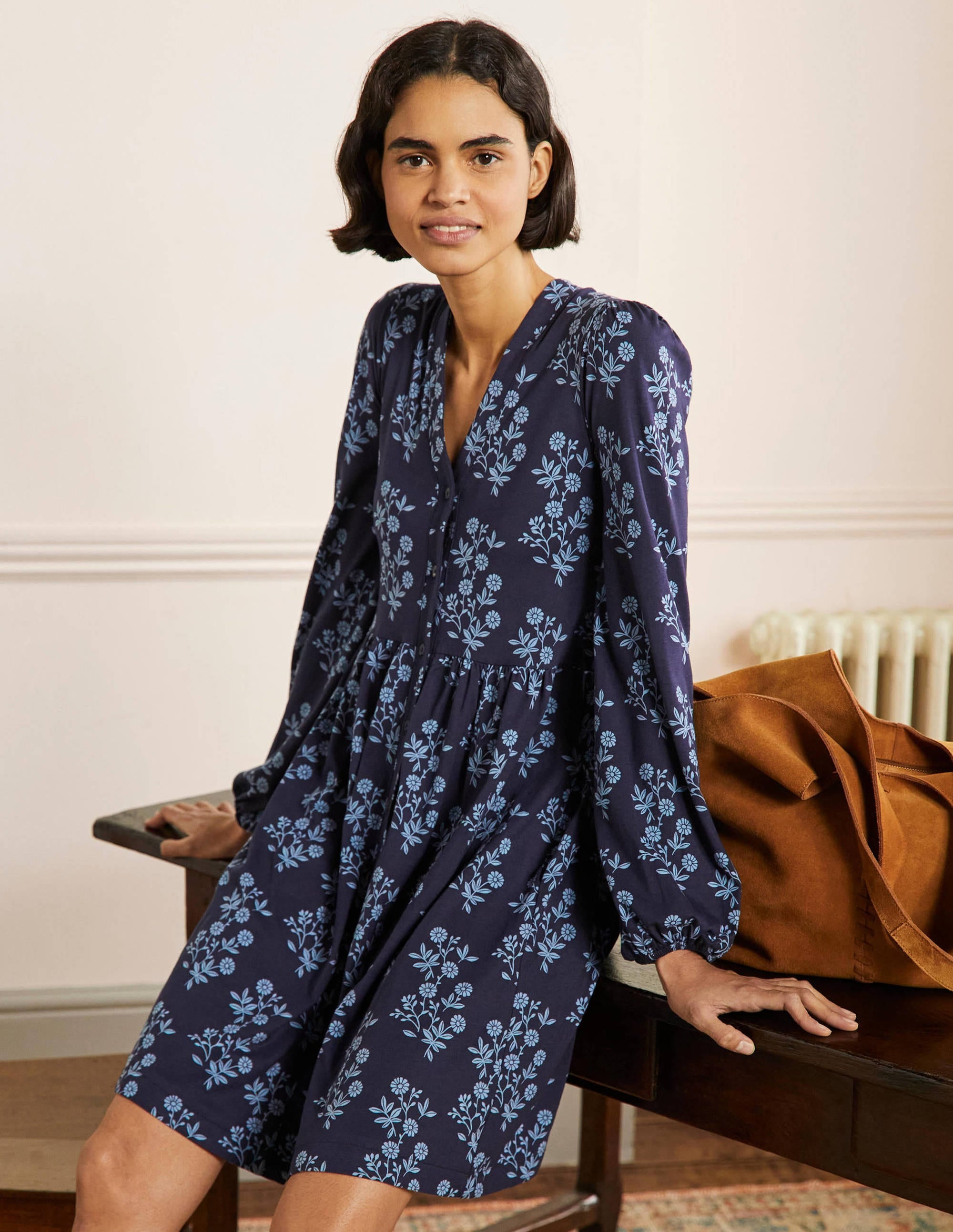 Jerseykleid mit durchgängiger Knopfleiste-Französisches Navy, Gruppierte Blätter - Image 4