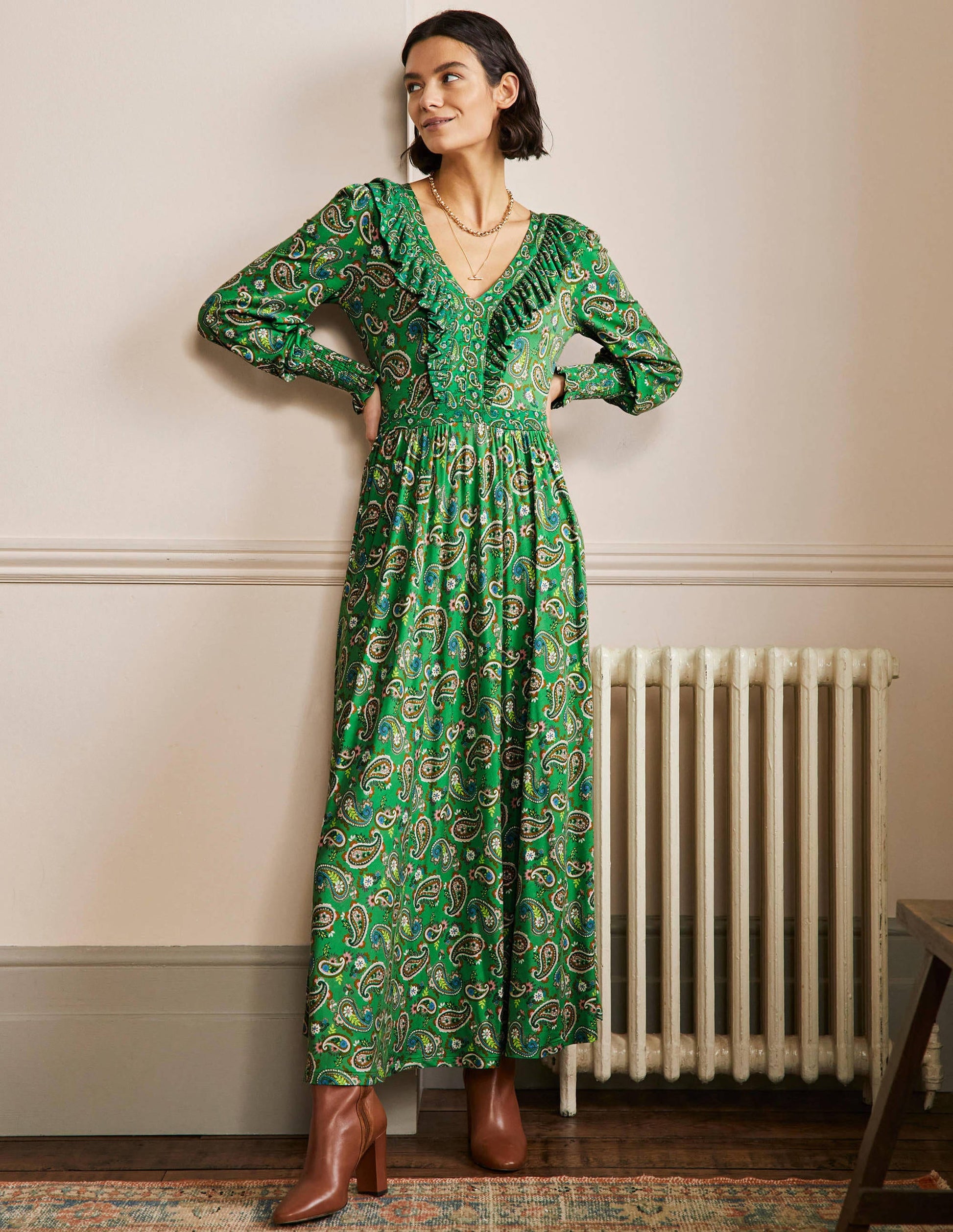Jerseymaxikleid mit Rüschen-Schottengrün, Blühendes Paisleymuster-1