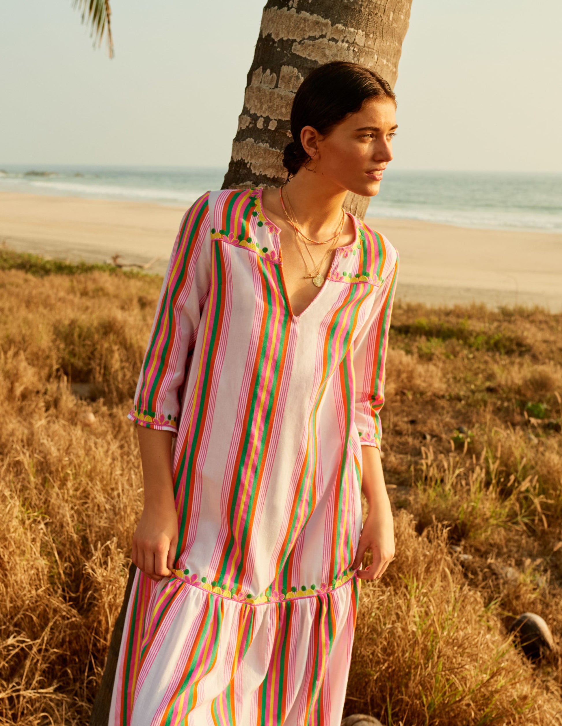 Schlichtes gestuftes Maxikleid-Regenbogenfarben, Gestreift-6