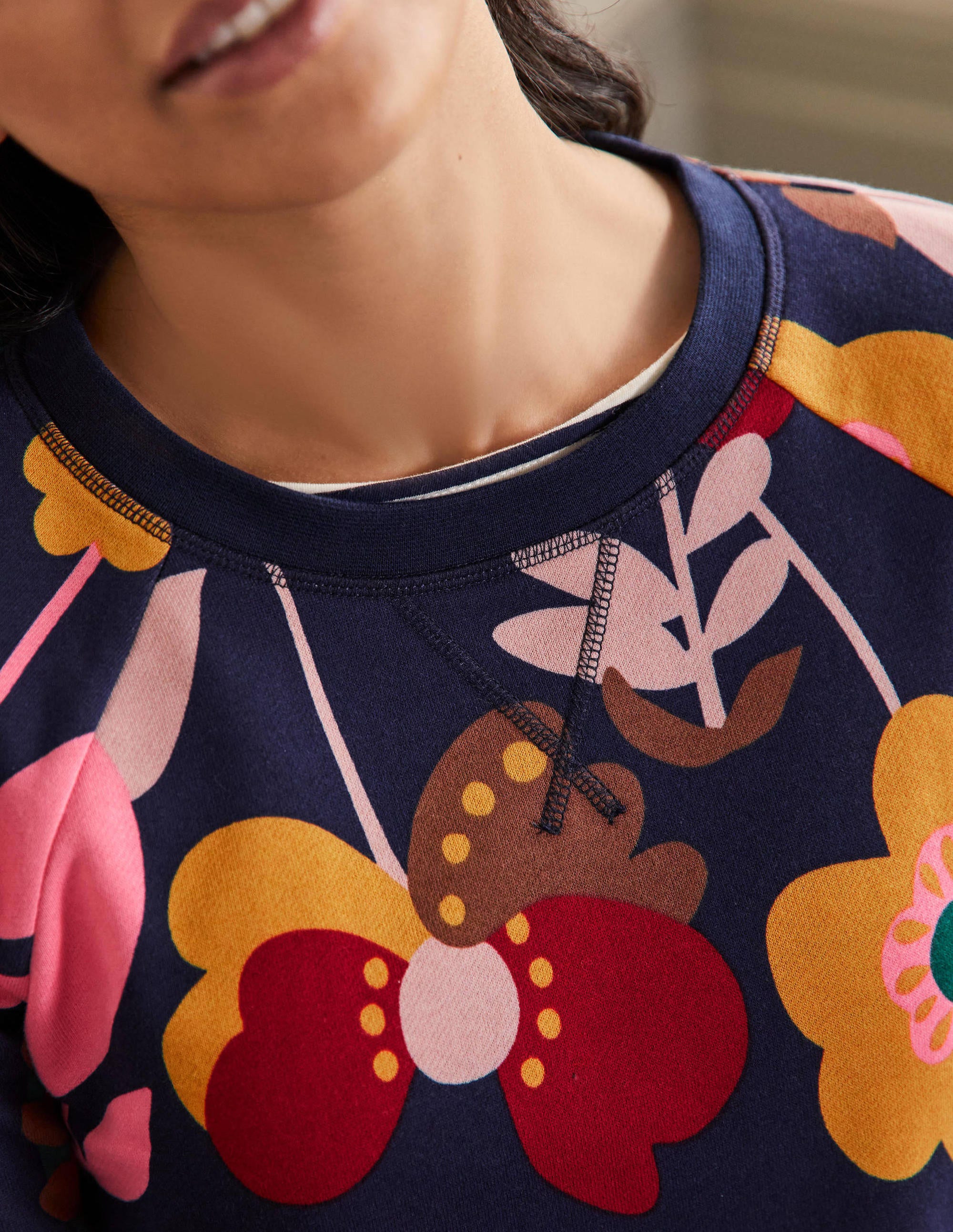 Sweat en coton imprimé-Motif Flora Bloom bleu marine - Image 2