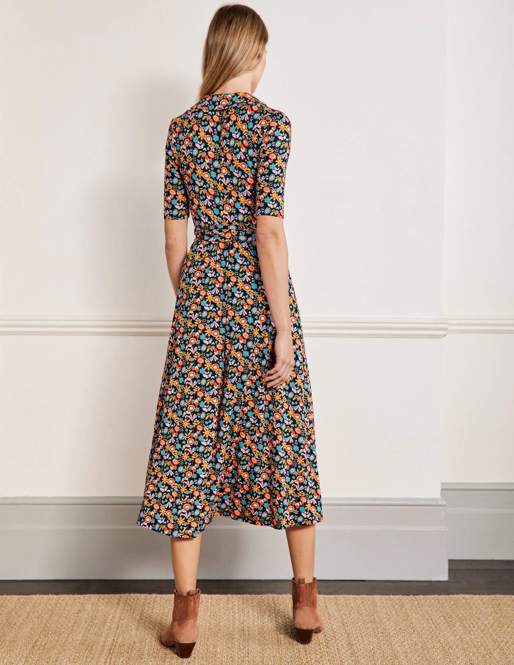 Lavinia Wickelkleid aus Jersey-Schwarz, Blüten - Image 3