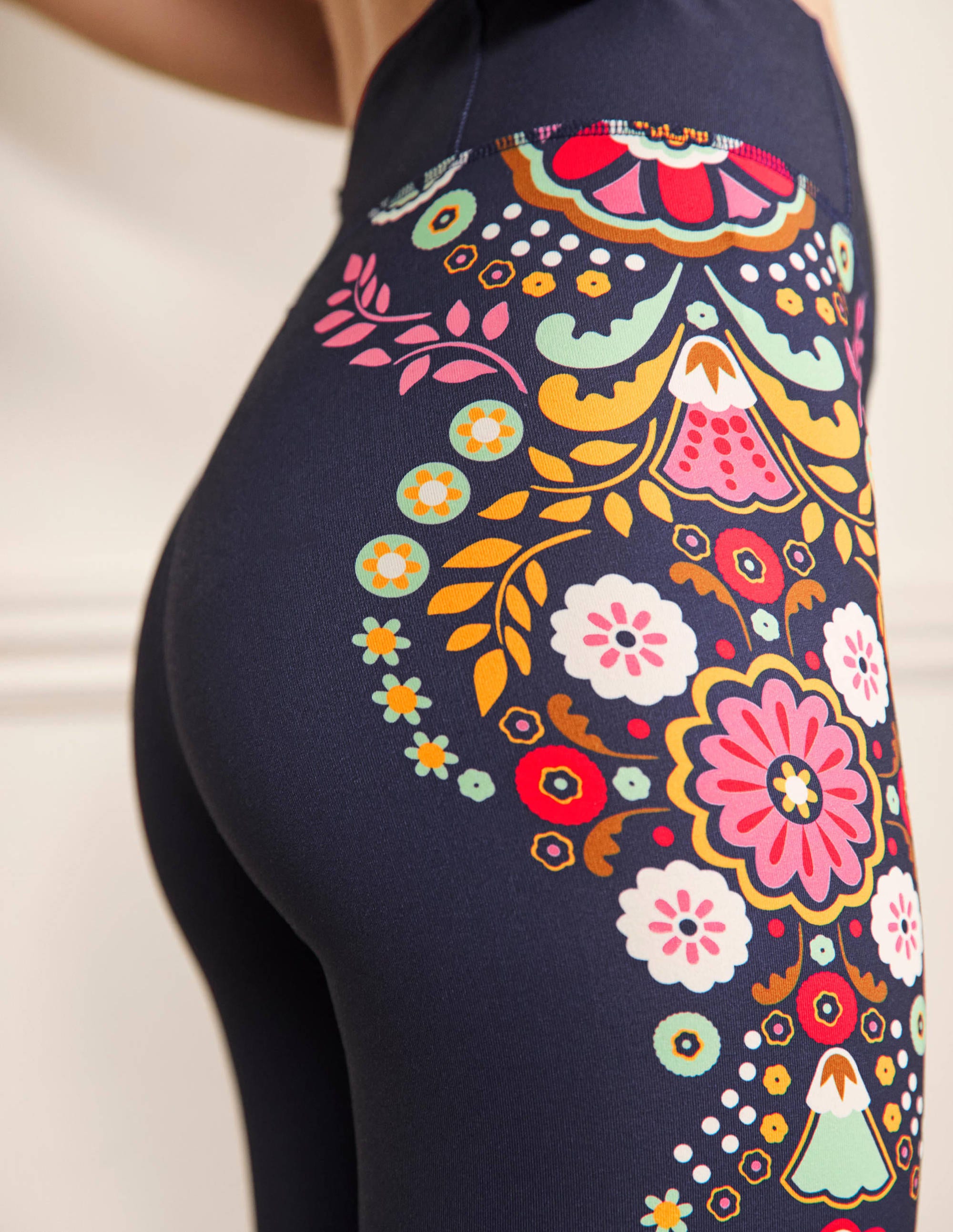 Leggings mit hohem Bund-Navy, Üppiger Garten - Image 2