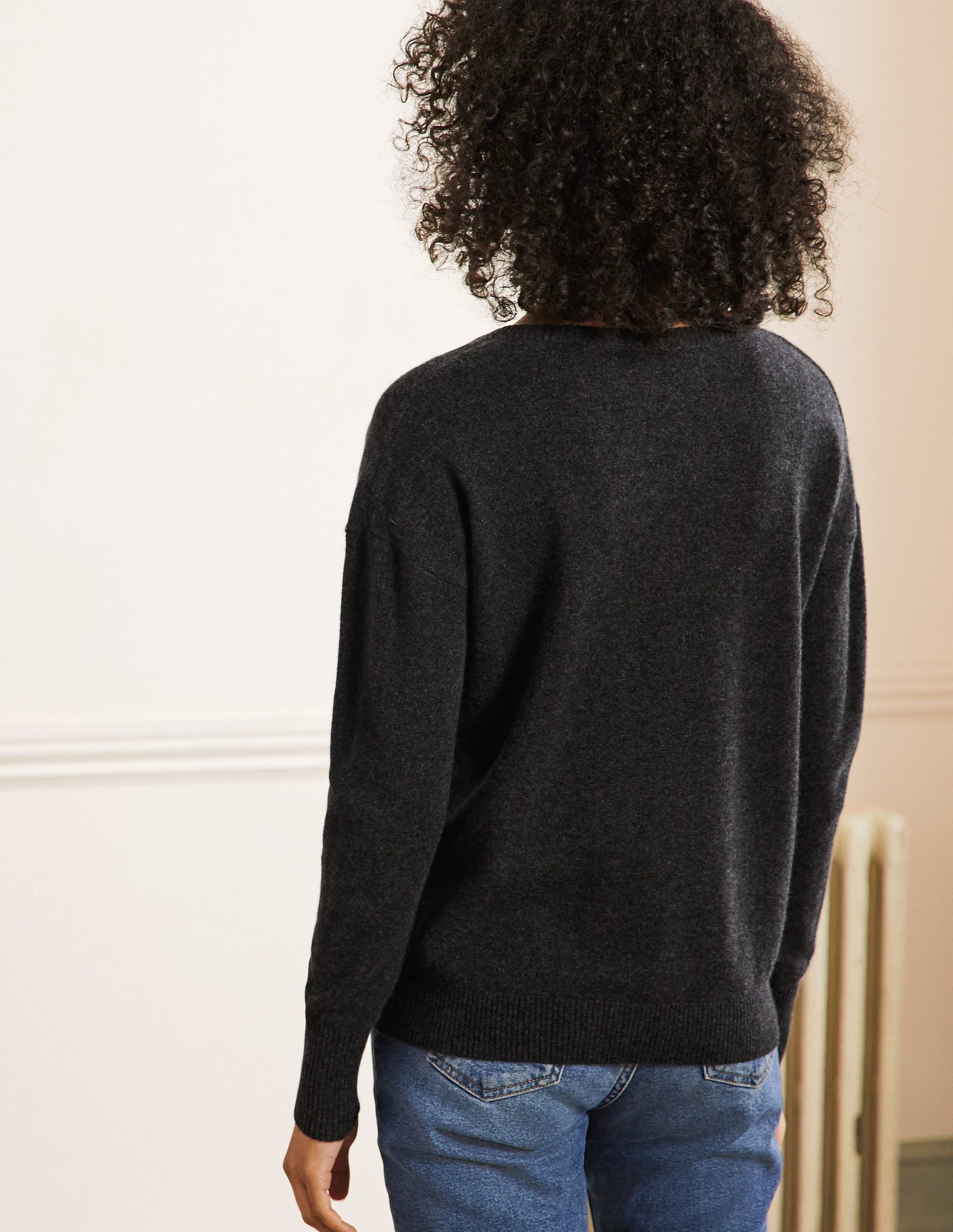 Lässiger Kaschmirpullover mit V-Ausschnitt-Anthrazit Melange-3