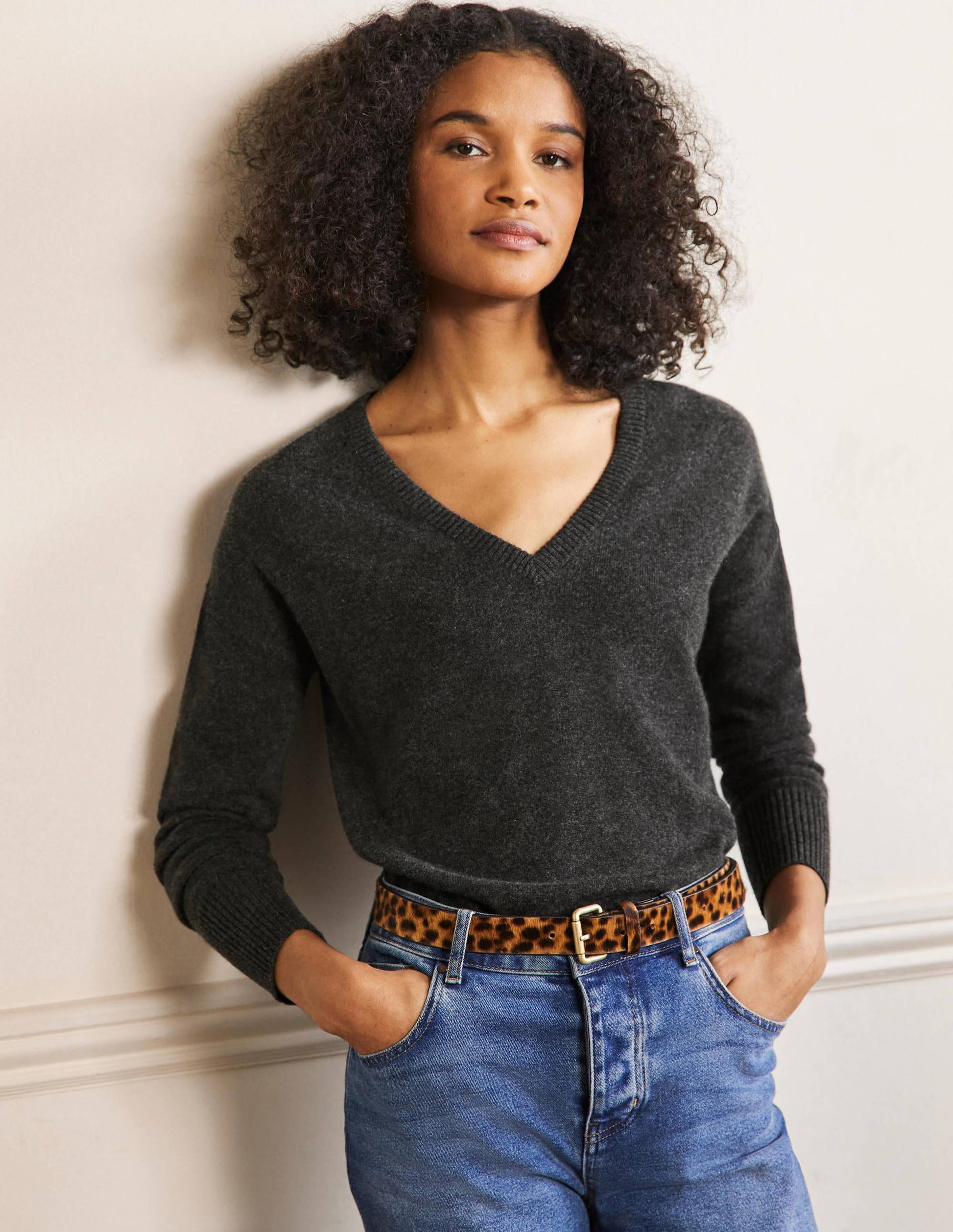 Lässiger Kaschmirpullover mit V-Ausschnitt-Anthrazit Melange-4