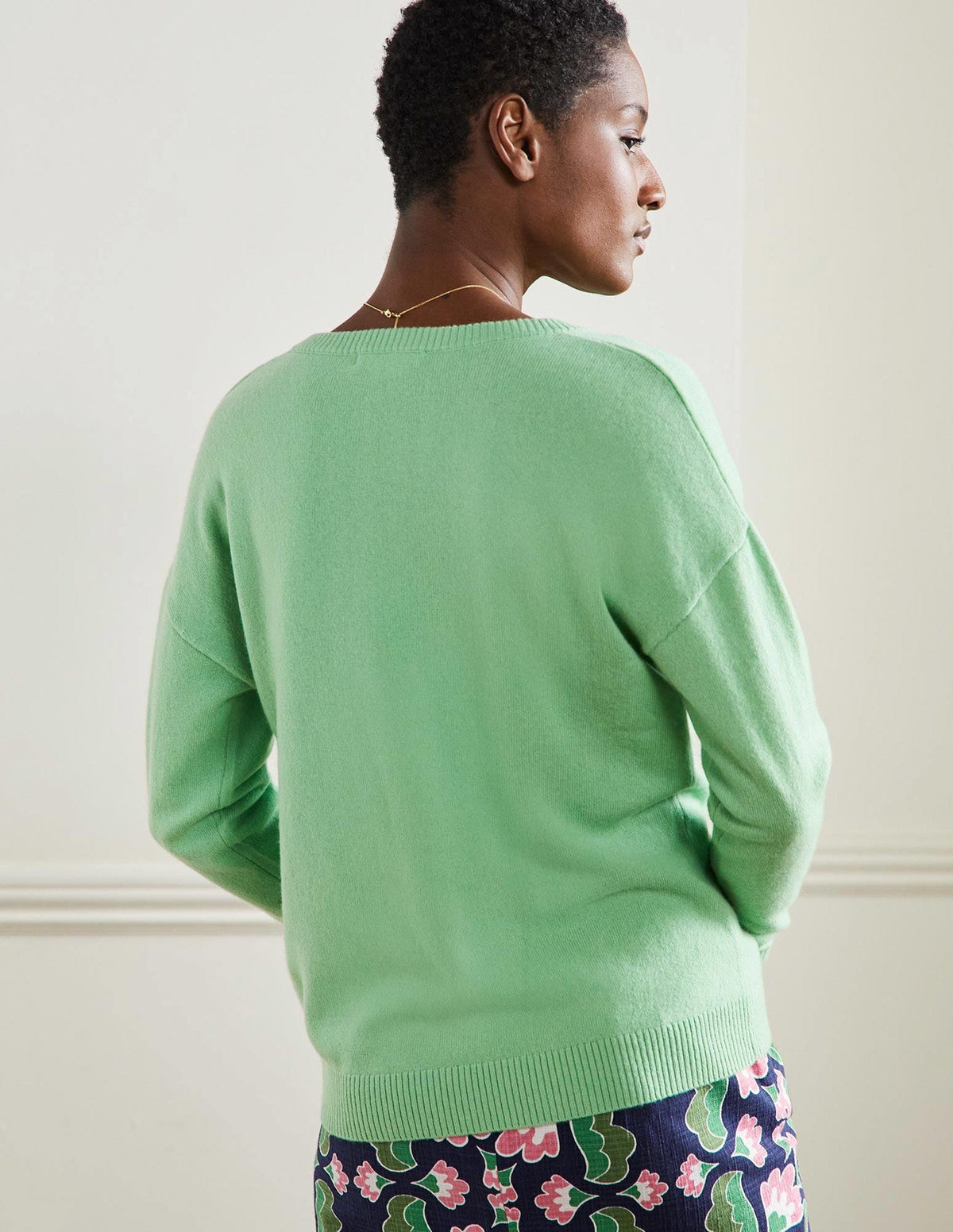 Lässiger Kaschmirpullover mit V-Ausschnitt-Zephirgrün-3