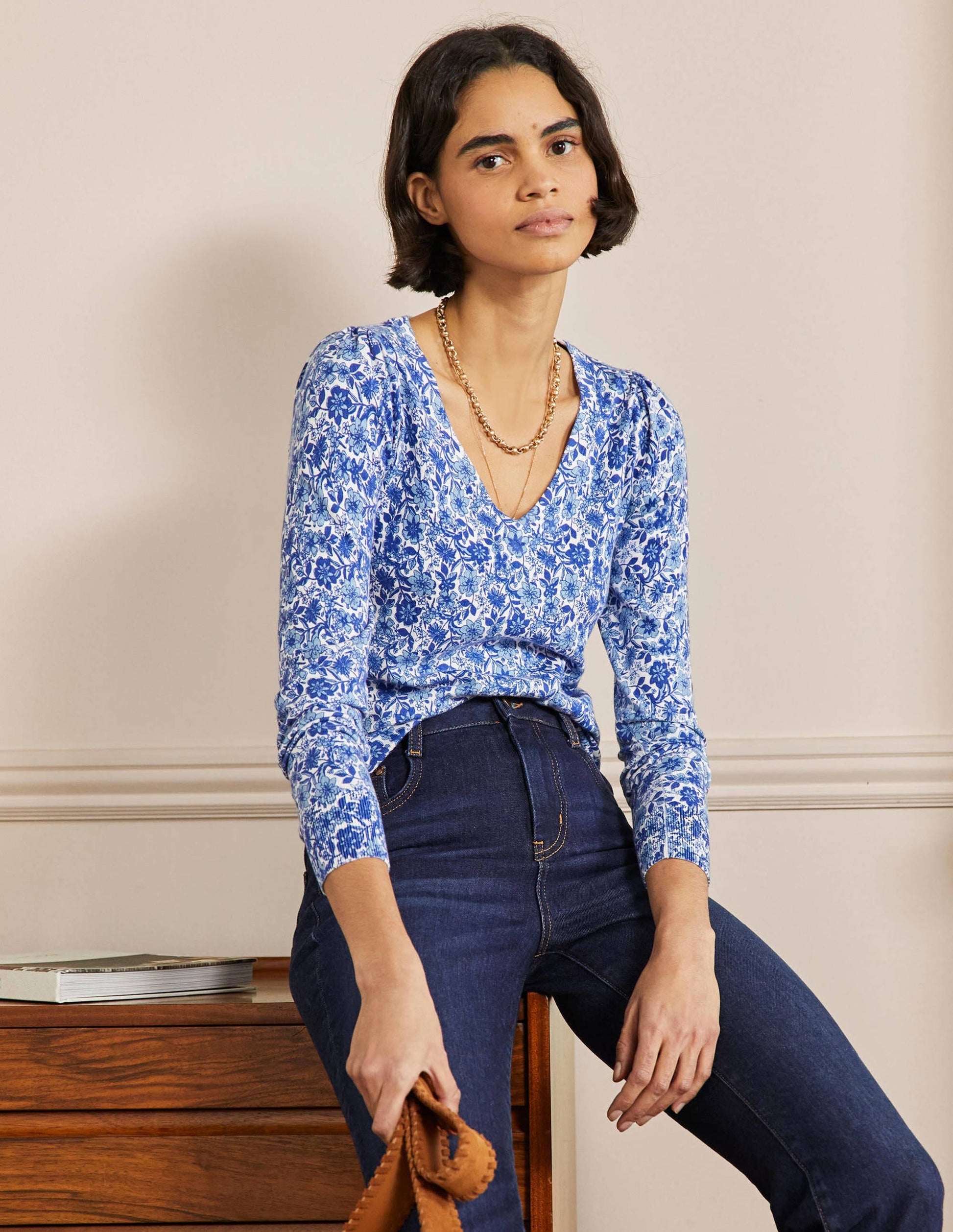 Cotton V-Neck Jumper-Dawn Sky, Floret Bloom-4