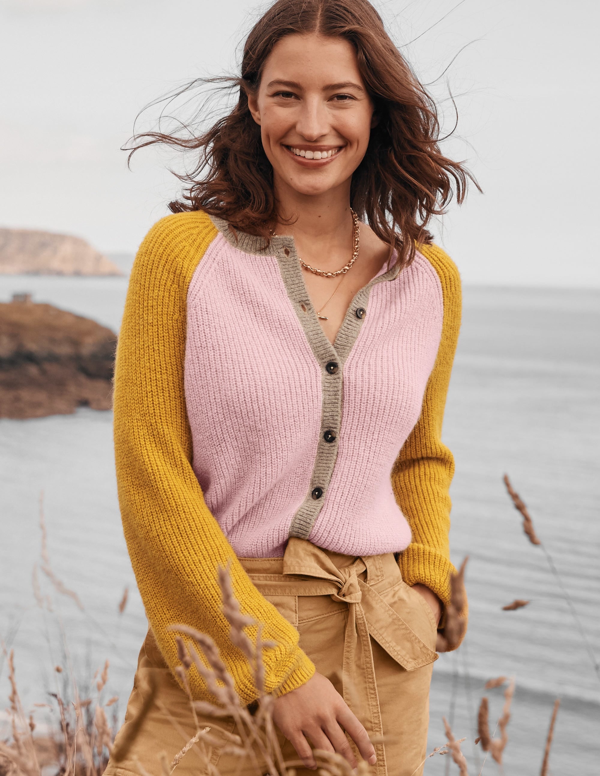 Cardigan duveteux colourblock-Milkshake, huile d'olive - Image 4