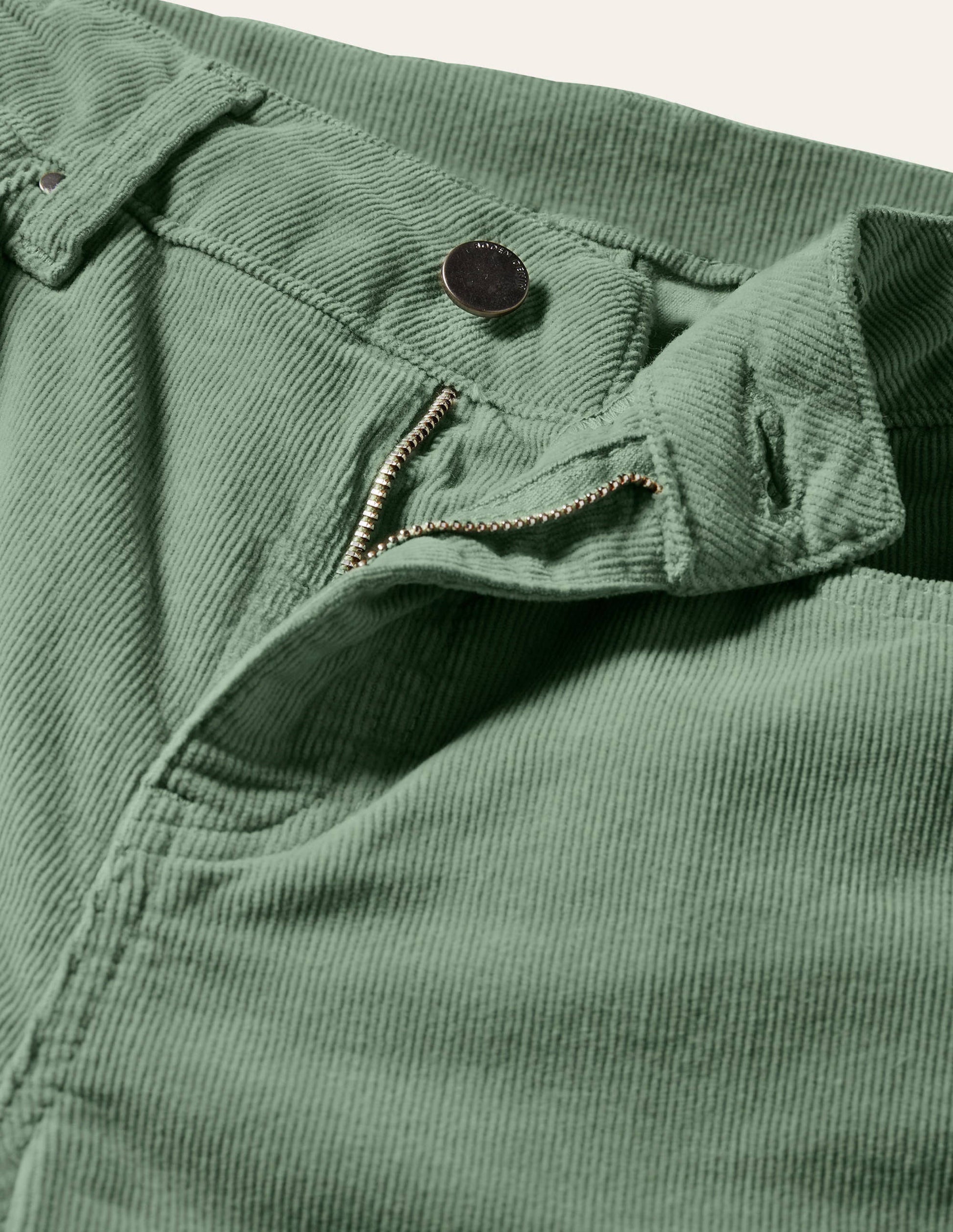 Girlfriend-Cordjeans-Helles Olivgrün-5