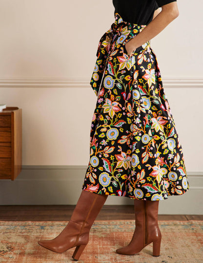 Tellerrock mit Taillenbund-Schwarz, Üppiges Paradiesmuster-3