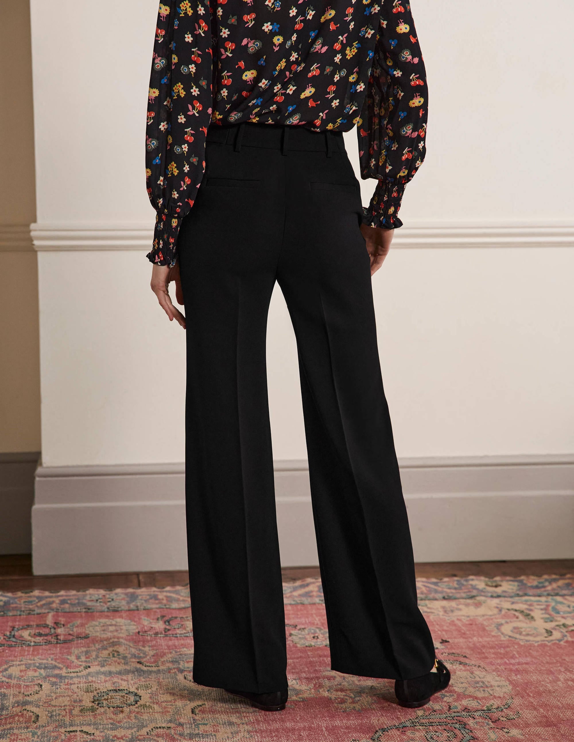 Lässige Bootcut-Hose-Schwarz - Image 3