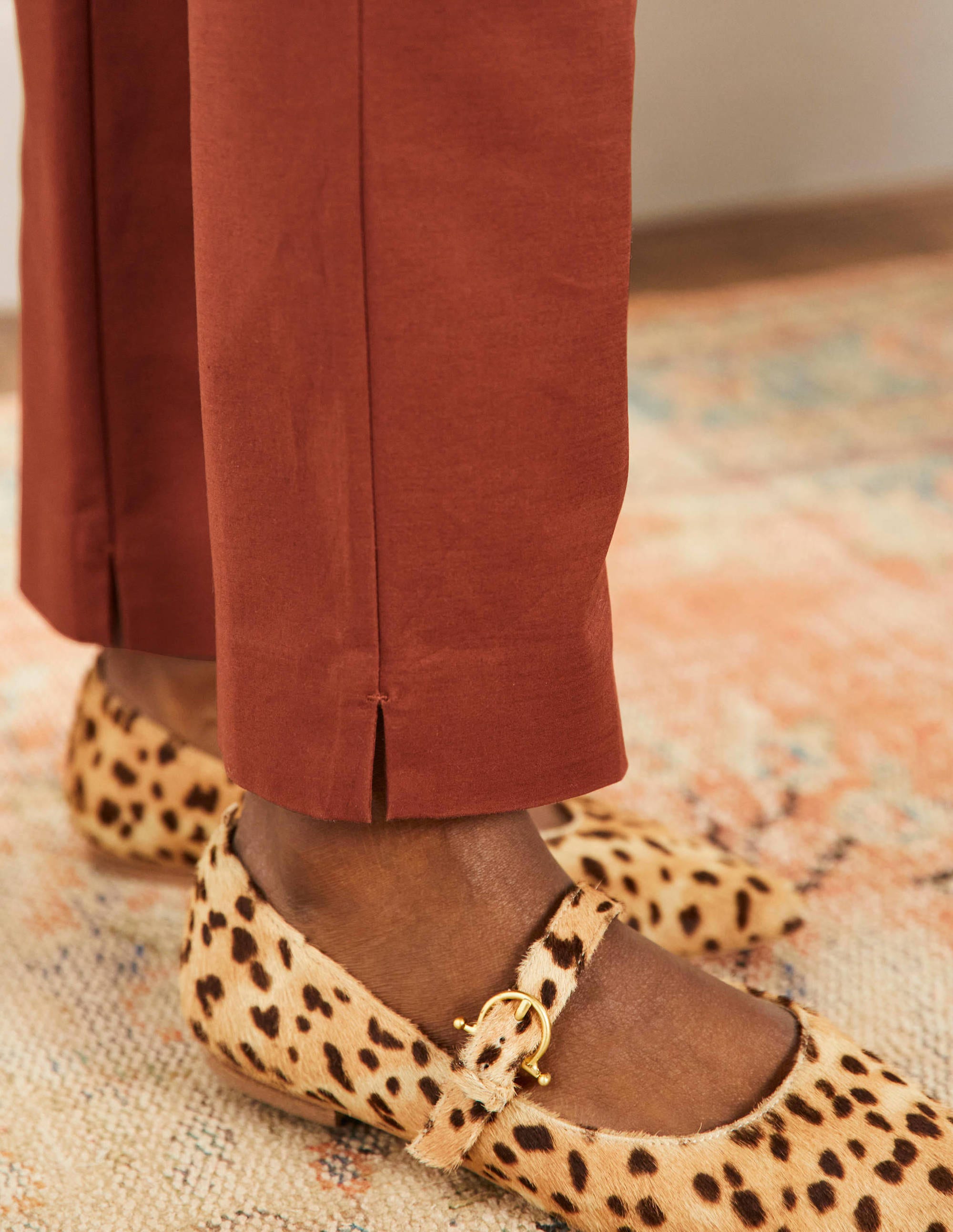 Richmond Trouser-Red Oak - Image 2