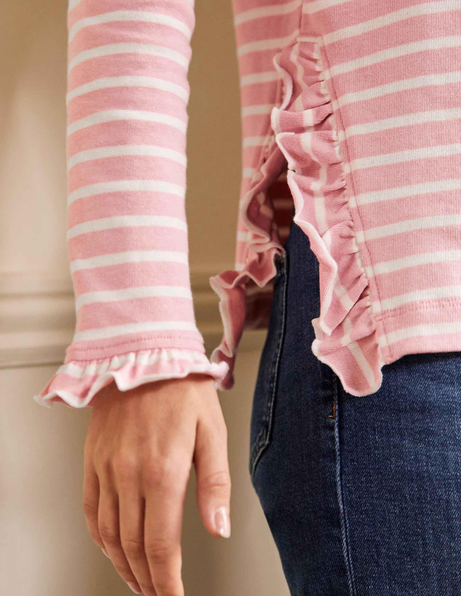 Jerseyoberteil mit Seitenschlitz und Rüschen-Cameo-Rosa/Naturweiß, Gestreift-2