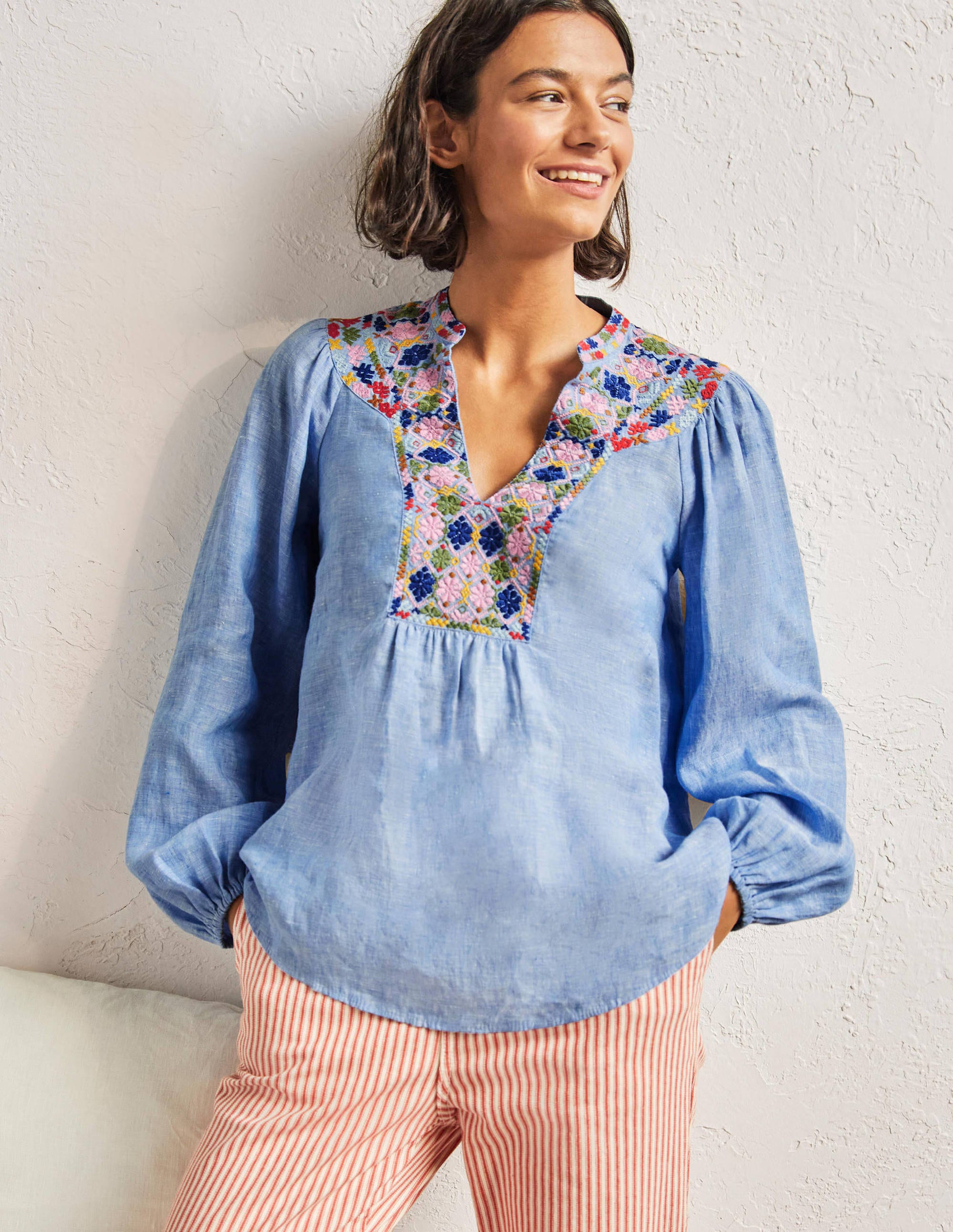 Top brodé en lin-Chambray - Image 1