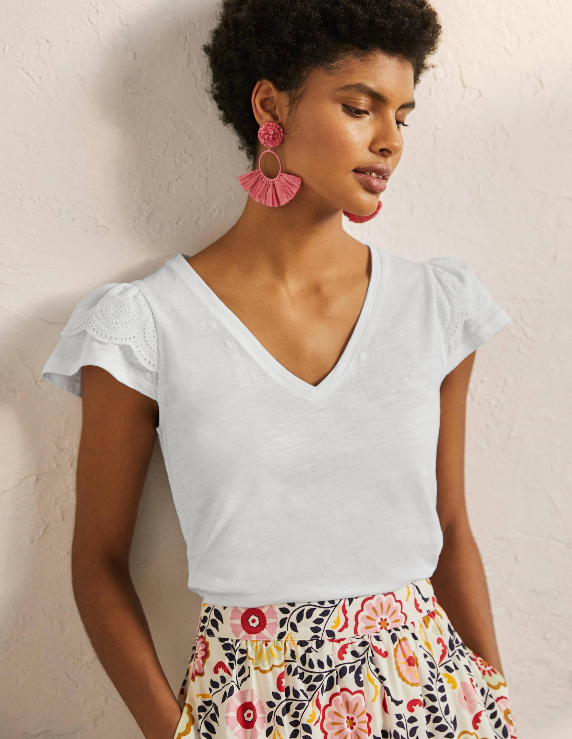 T-shirt en coton à broderie anglaise et col en V-Blanc - Image 1