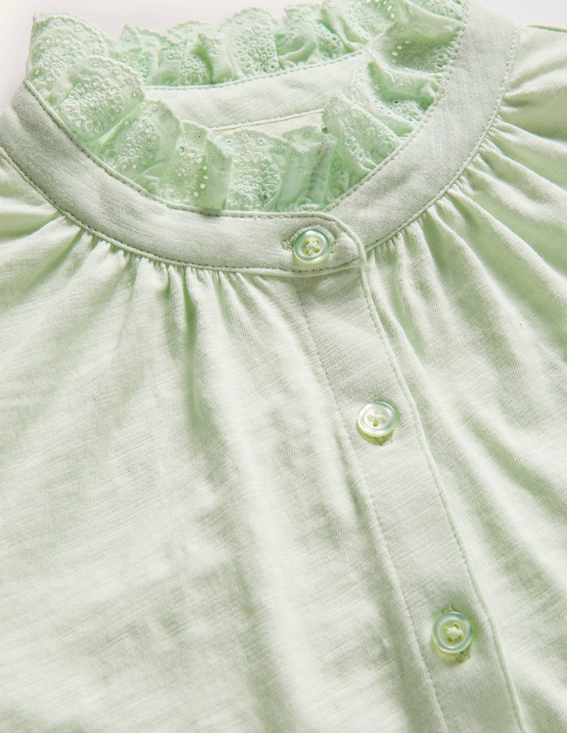 Chemise en jersey avec broderie anglaise-Crème d'avocat-5