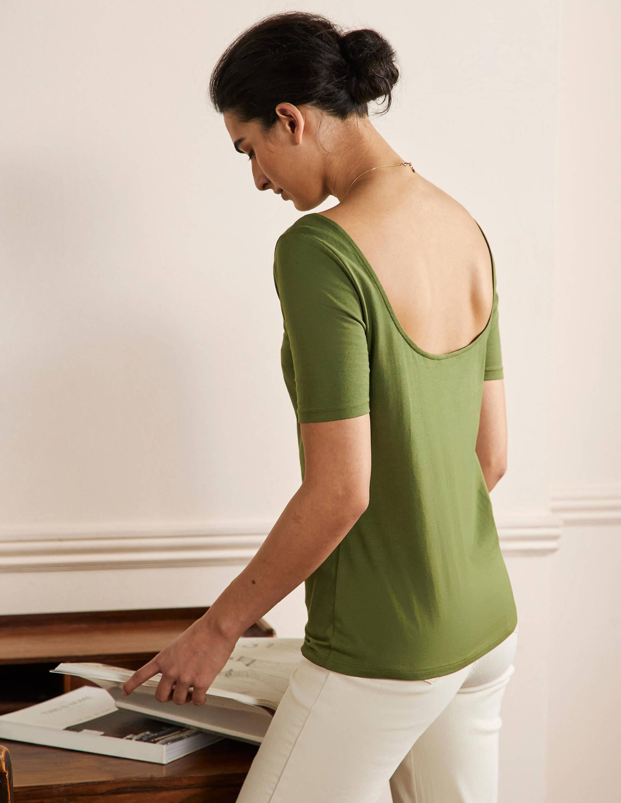 T-shirt ultra-doux à dos en U-Petit pois - Image 5