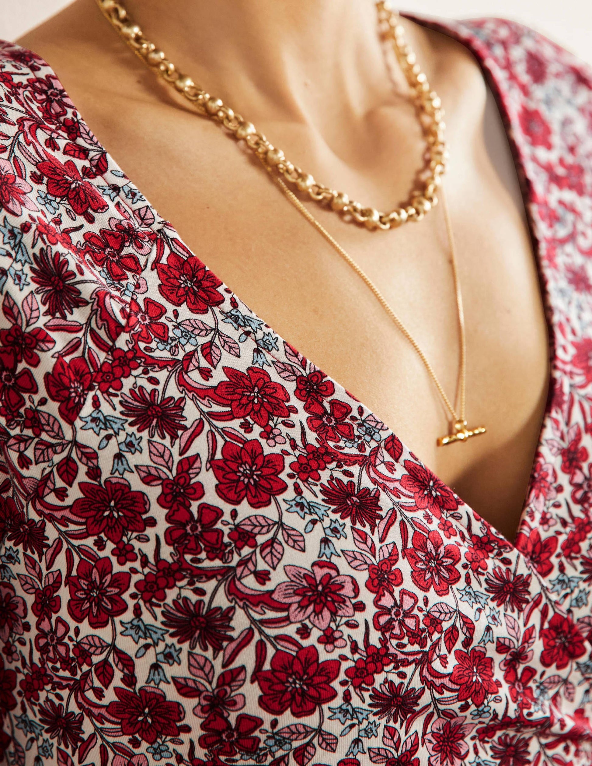 Short Sleeve Wrap Top-Red / Dusty Blue, Floret Bloom-2