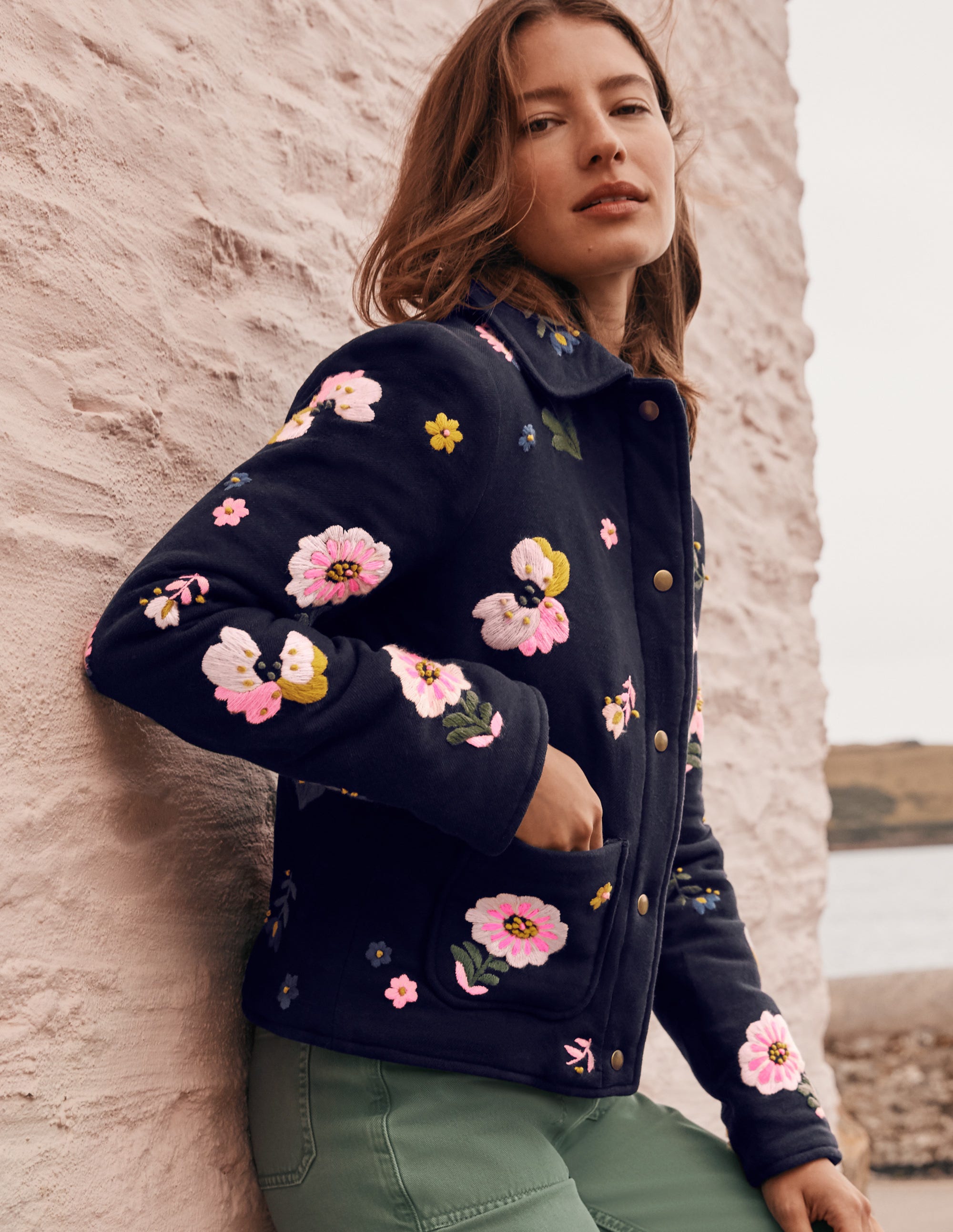 Veste Clara brodée-Bleu marine, fleur brodée - Image 7