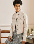 Carla Jacke mit Rüschenkragen-Hafermilch