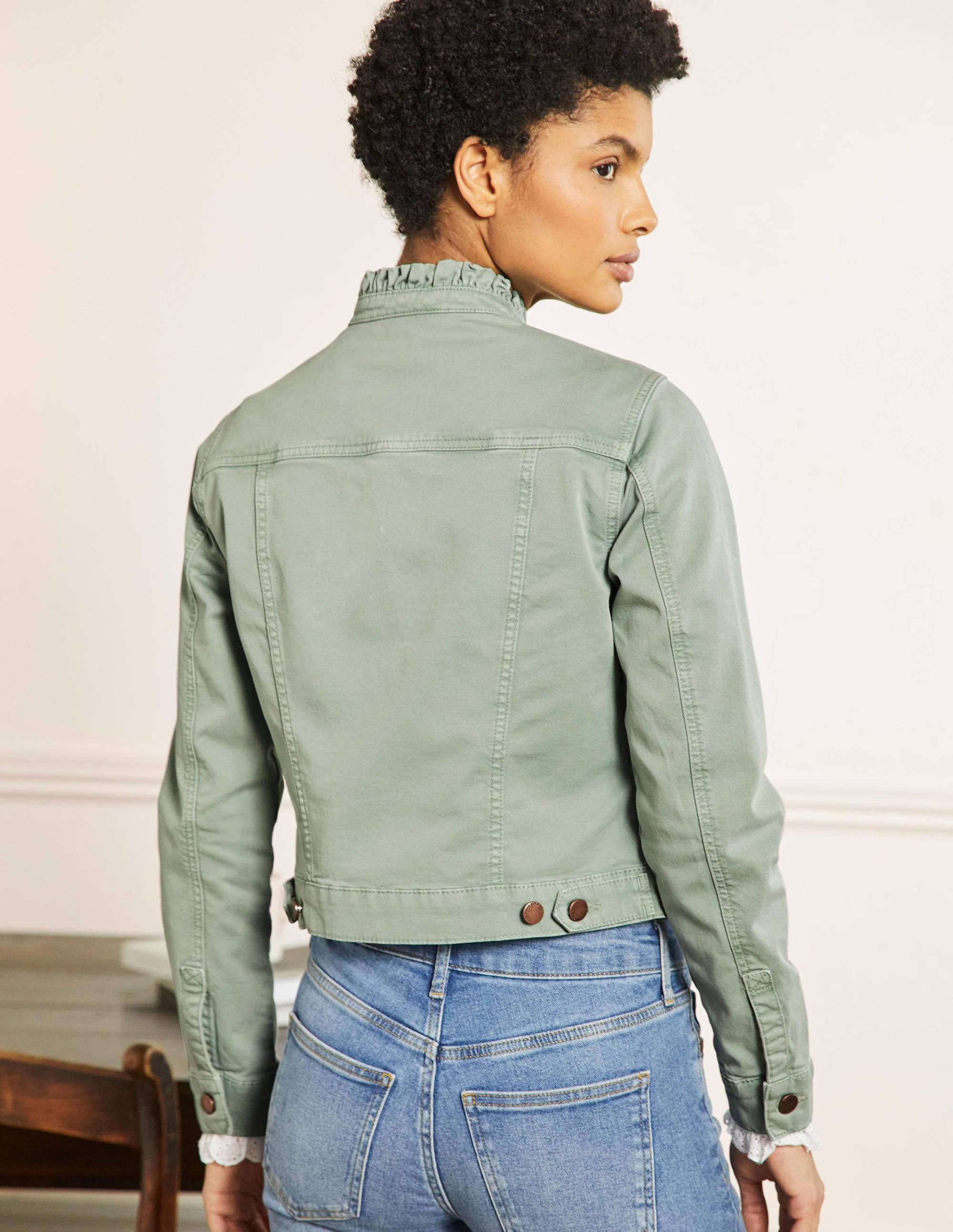Veste Carla à col volanté-Vert iceberg - Image 3